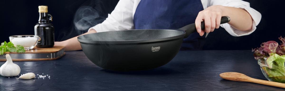 Wok Black Line 30 cm - negru, Konventionell, plastic/metal (30/9,5cm) - Gourmesto