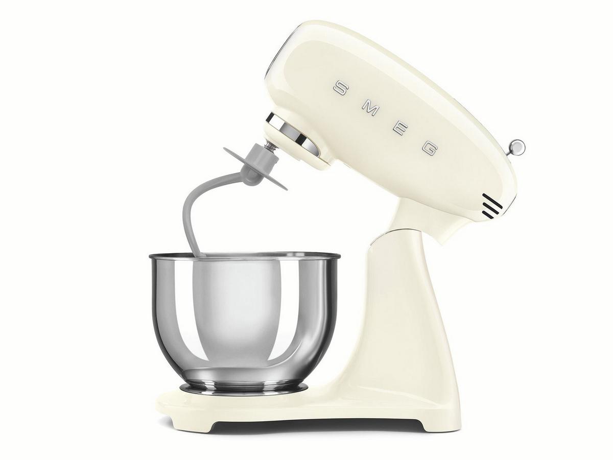 ROBOT KUCHENNY SMF05CREU SMEG - kremowy, Basics, metal (40,2/37,8/22,1cm) - SMEG