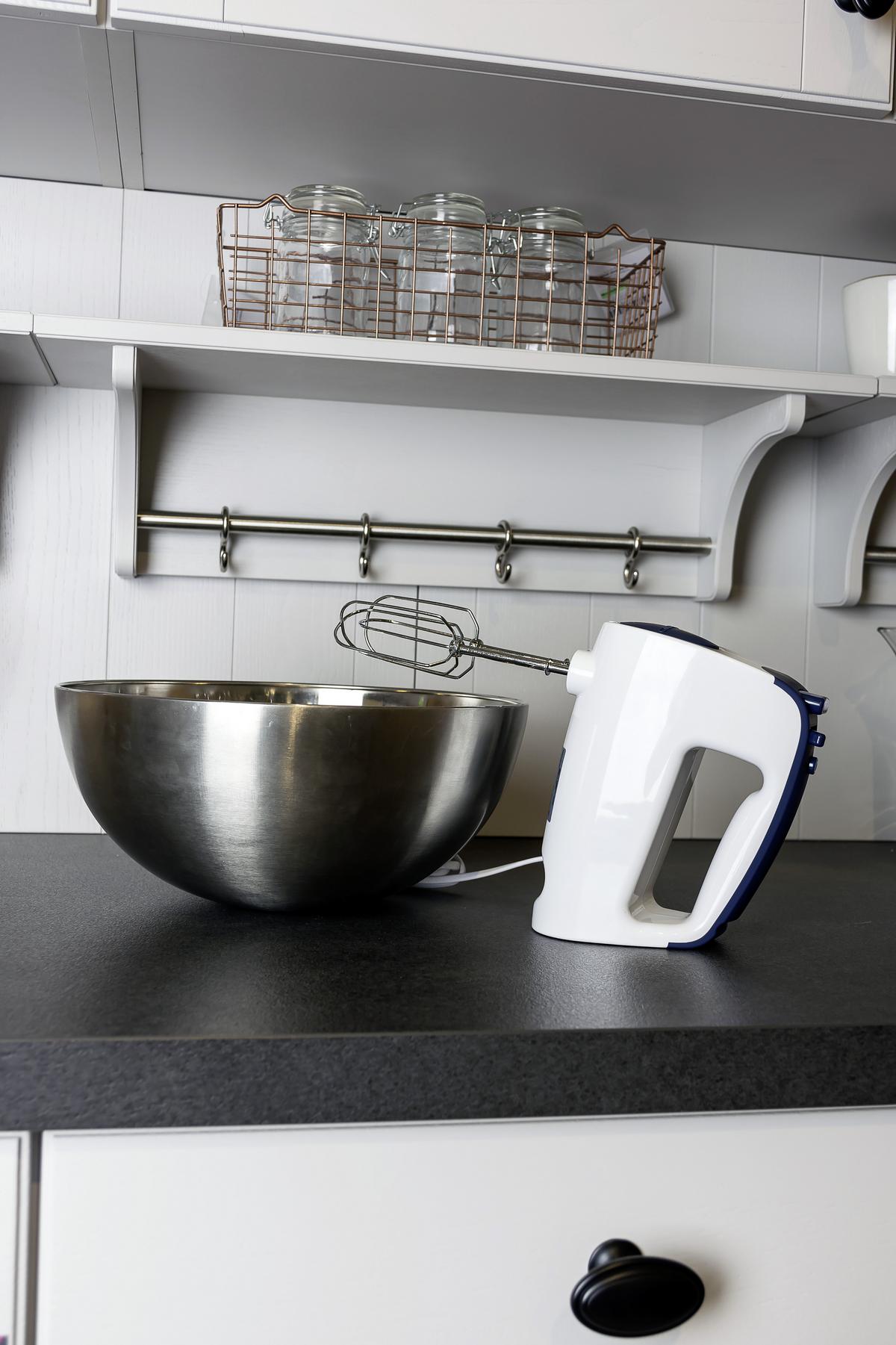 Handmixer Noah in Weiss/Blau - Blau/Weiss, Kunststoff/Metall (18/9cm)