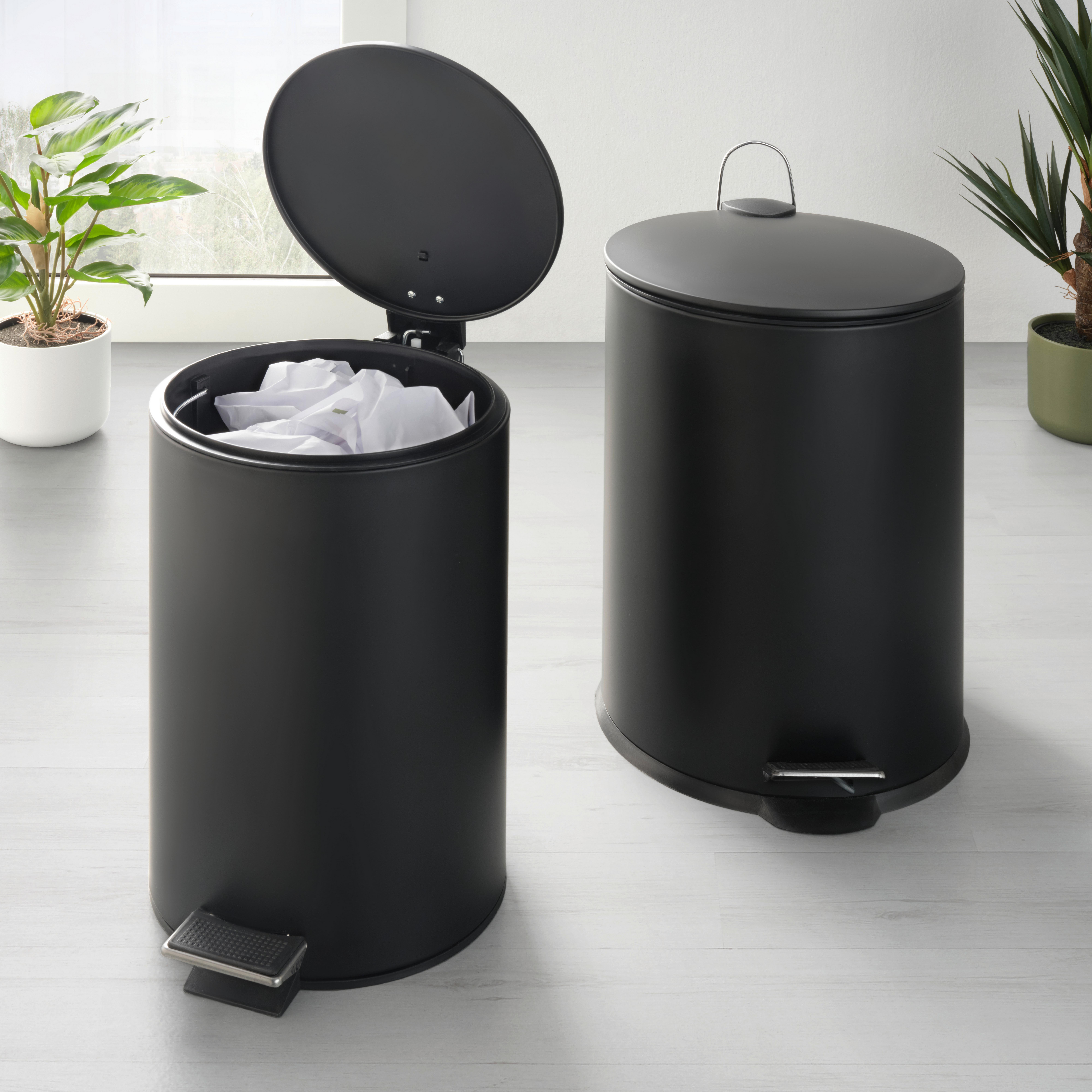 PEDALHINK JAMES CA. 20L - svart, Modern, metall/plast - Mömax