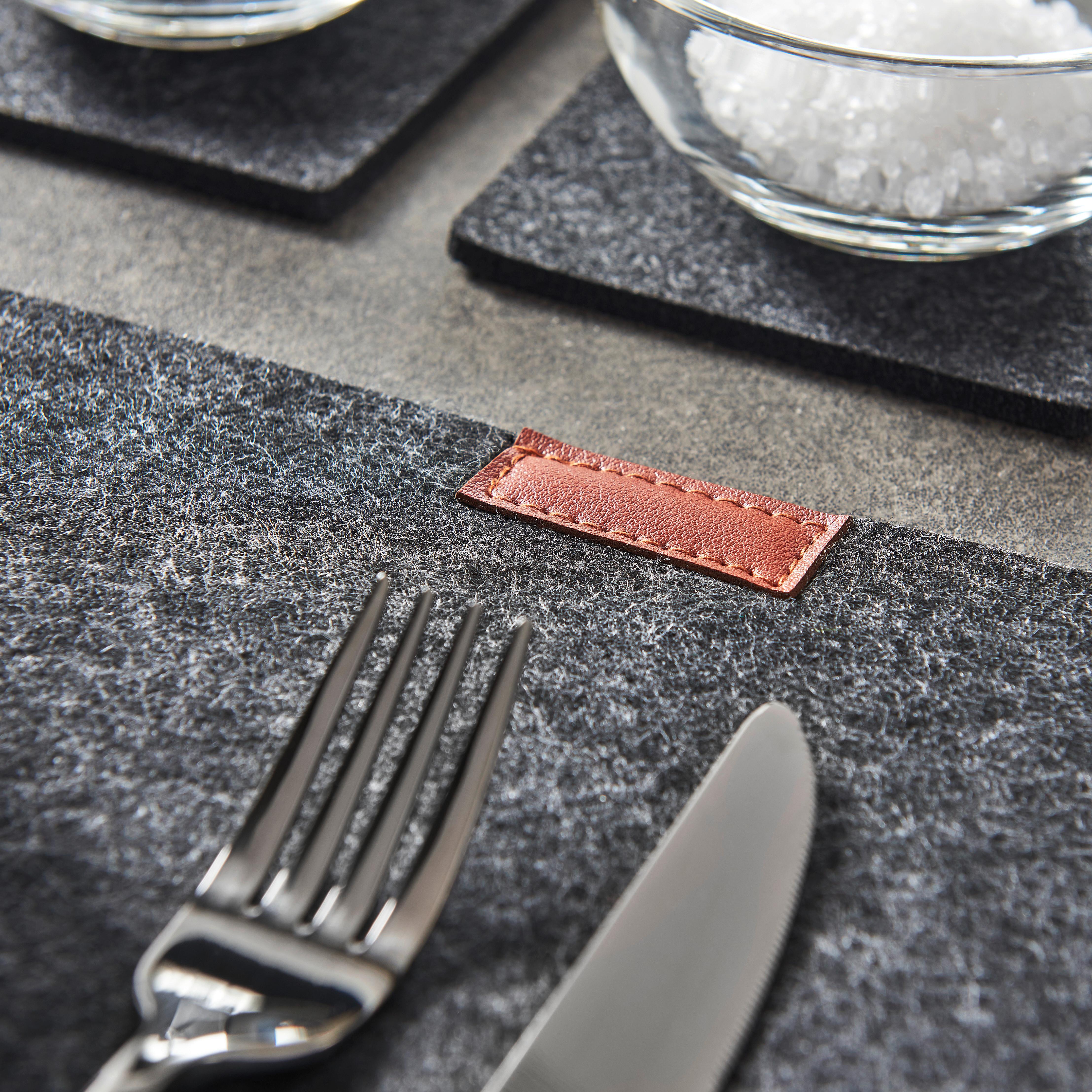 BORDSTABLETT FELT - mörkgrå, Modern, textil - Mömax