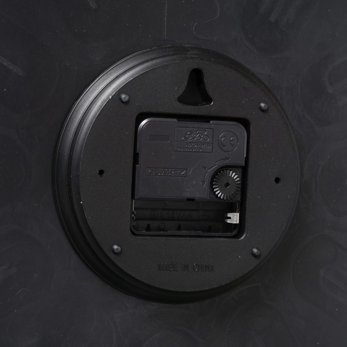 Wanduhr Tempo II Schwarz/Goldfarben - Goldfarben/Schwarz, Basics, Kunststoff (30/3,5cm) - Mömax