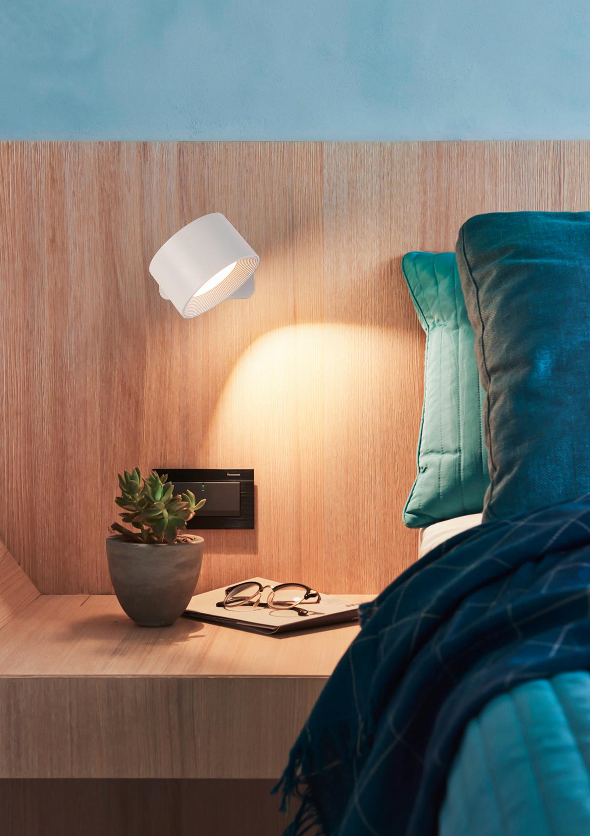 KINKIET AKUMULATOROWY SPOT - biały, Basics, tworzywo sztuczne/metal (9,2/8/4,5cm) - Novel