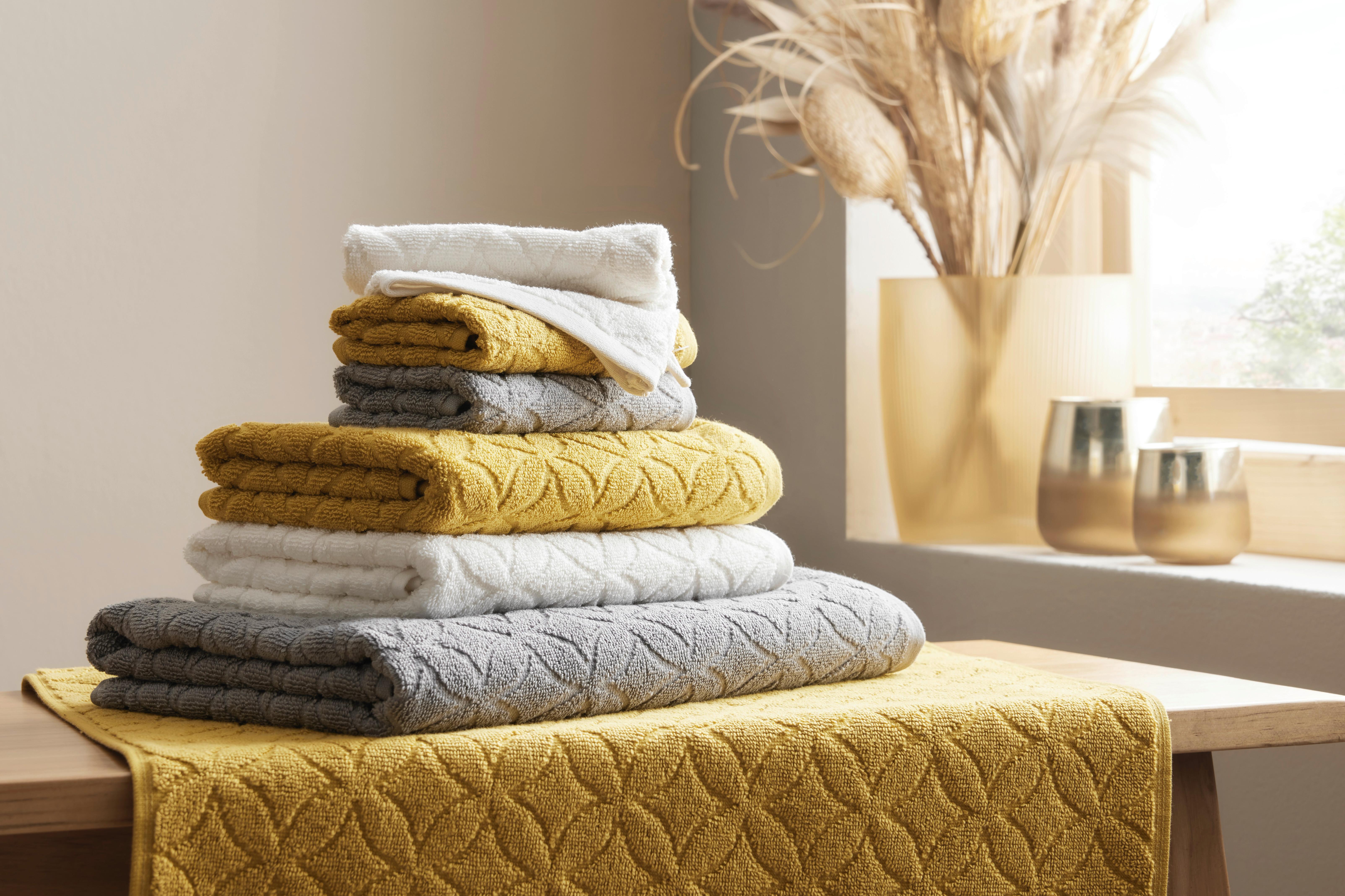 Handtuch Naime in Gelb ca. 50x100cm - Gelb, LIFESTYLE, Textil (50/100cm) - Modern Living