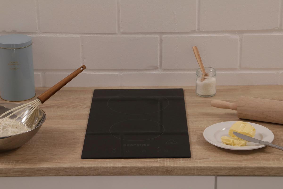 Kuhalna Plošča Bennet - črna, Trend, steklo (29/5/52cm) - Respekta