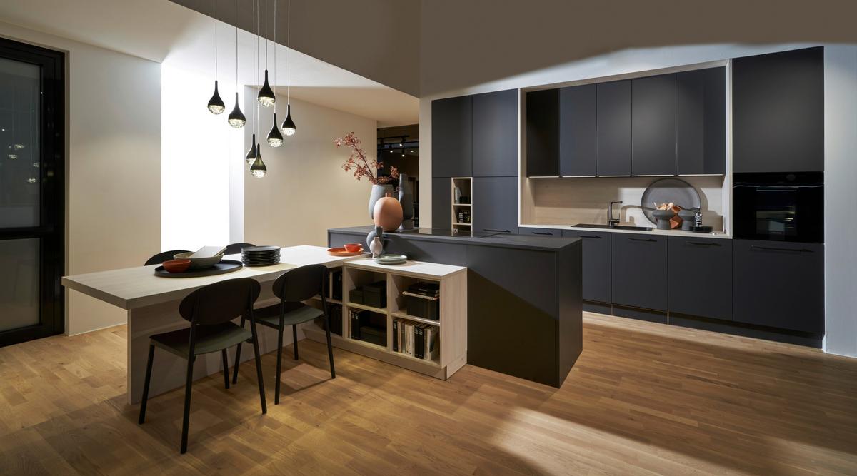 Einbauküche Perfect Plus in Silberfarben / Eichefarben - Eichefarben/Silberfarben, MODERN, Holzwerkstoff - Nolte Küchen