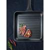 GRILLPANNA BLACK LINE - svart, Klassisk, metall/plast (28/28/5cm) - Gourmesto