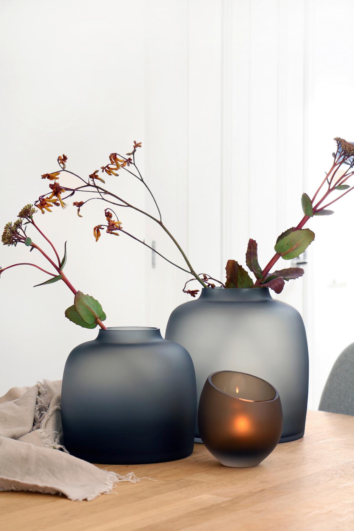 Vase Bartica in Grau - Grau, MODERN, Glas (21/19cm) - Vase the World