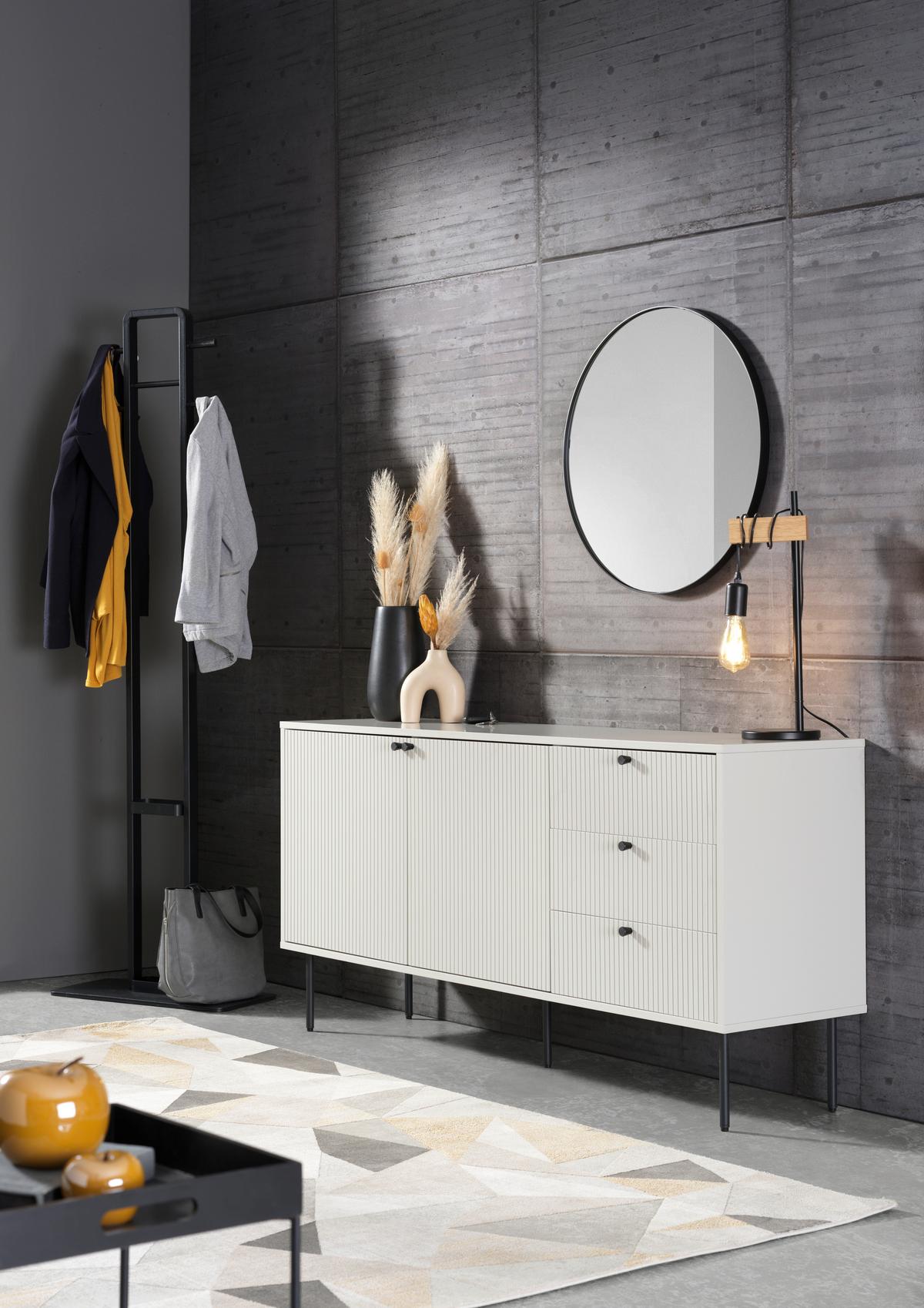 KOMODA SZEROKA ODENSE - jasnoszary/czarny, Design, materiał drewnopochodny/metal (150/74,6/40cm) - Xora