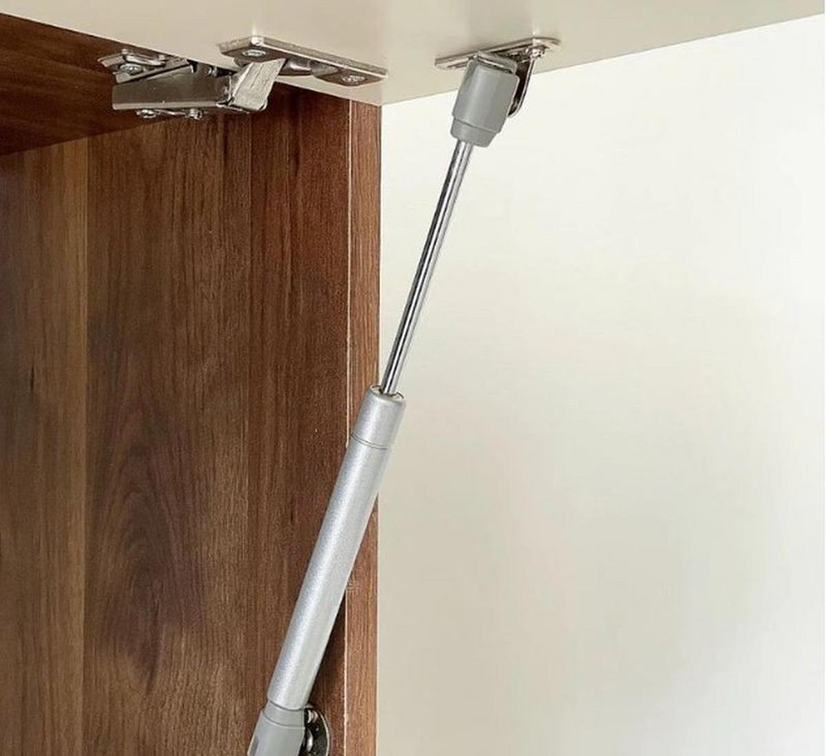 Bucatarie standard MELANIE 240 - bej/culoare lemn de nuc, Modern, material pe bază de lemn (240/202/60cm)