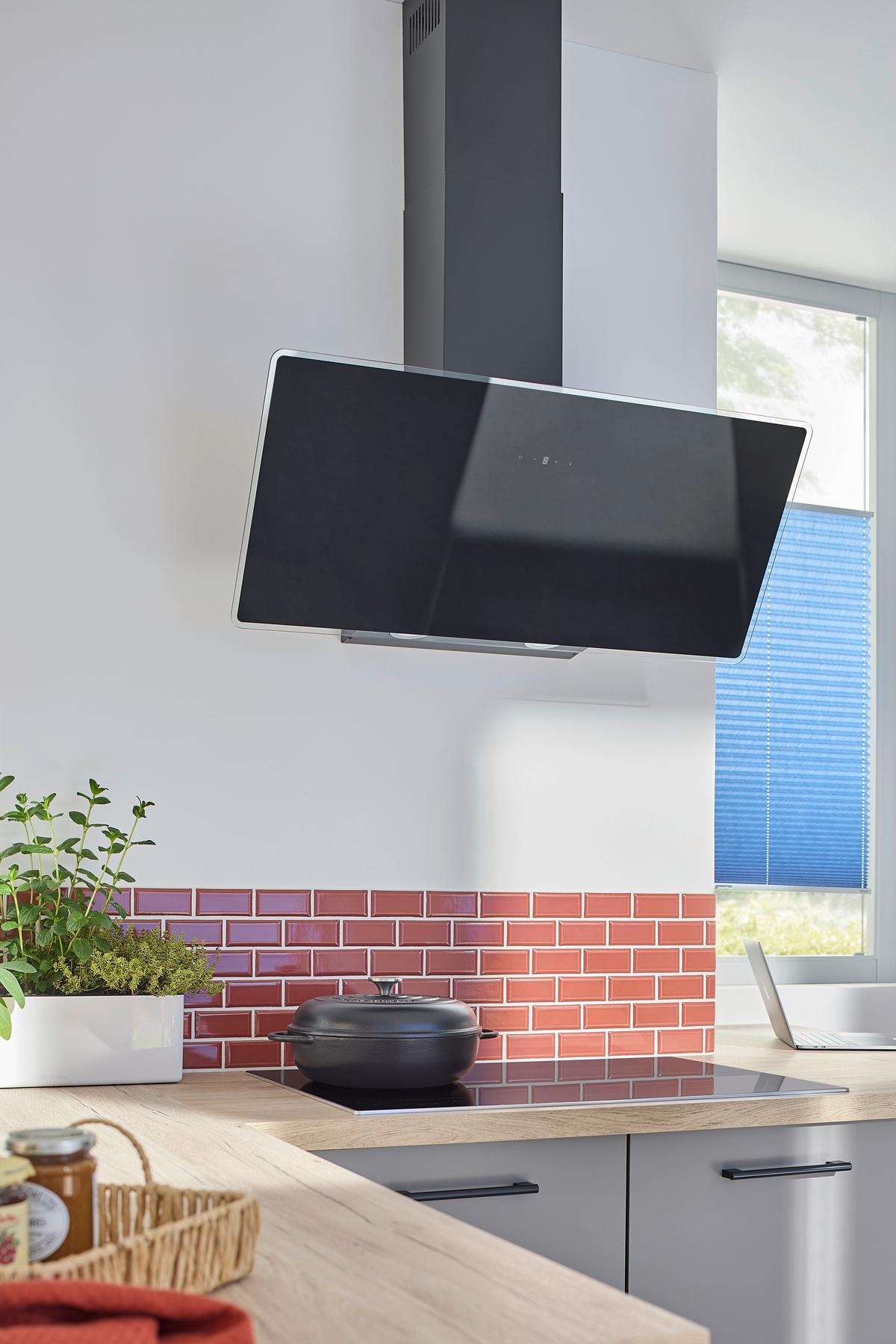 Kuhinjska Napa Lora, 90cm - črna, Basics, kovina/steklo (89,5/75-110/38,5cm) - Respekta