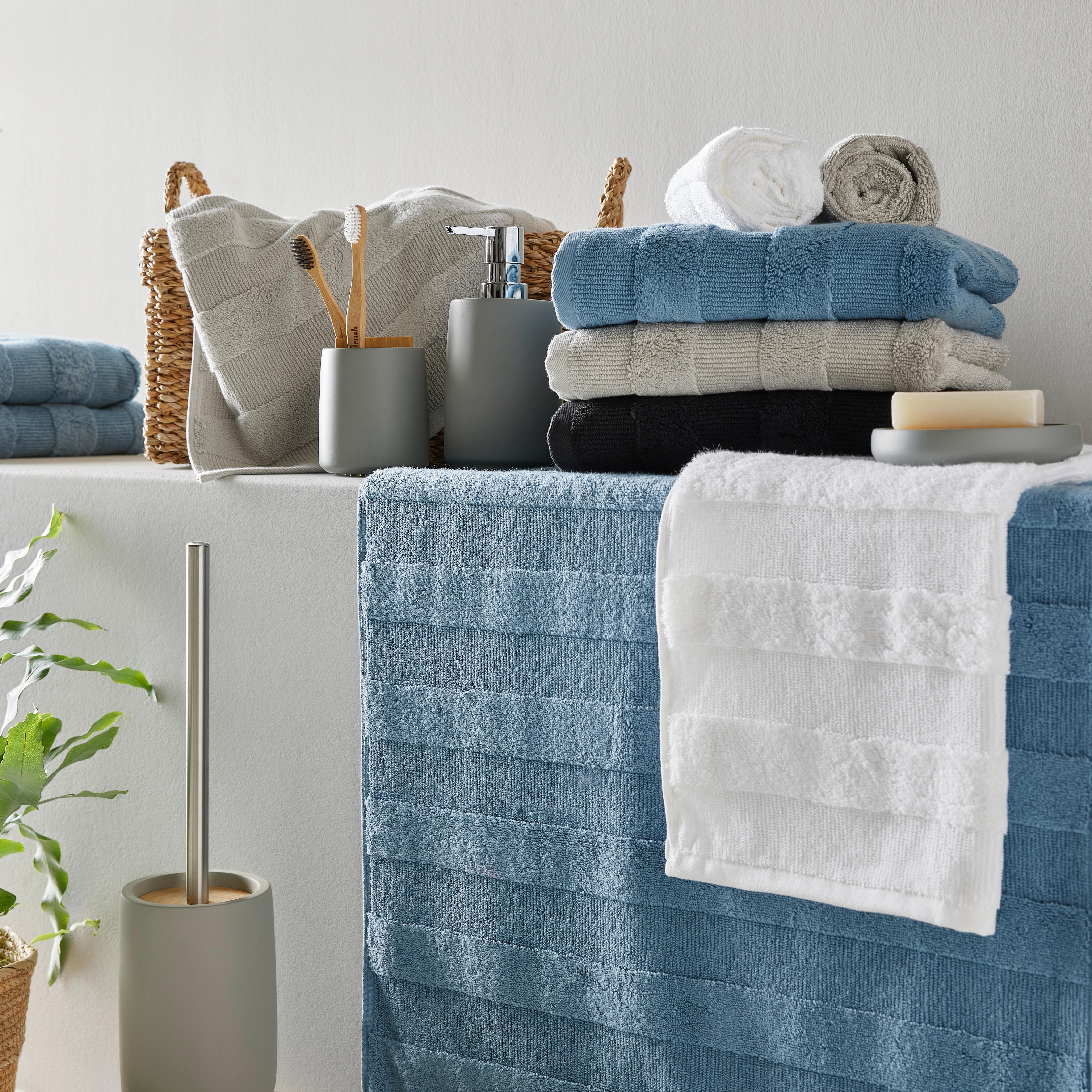 Handtuch Chris in Blau ca. 50x100cm - Blau, Textil (50/100cm) - Premium Living