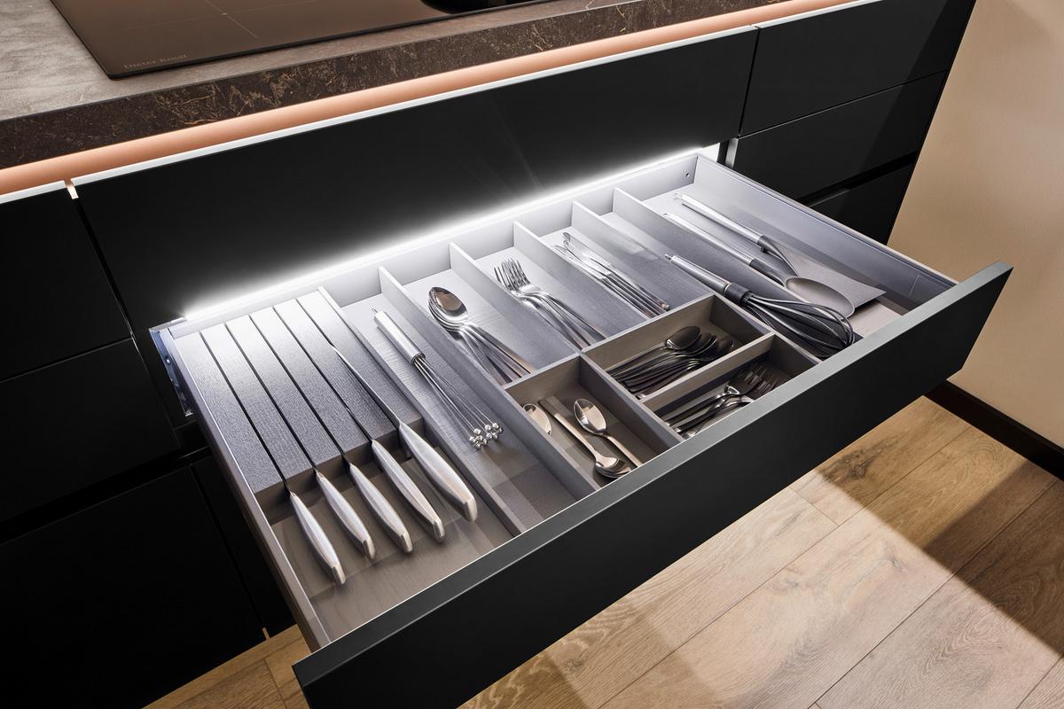 Einbauküche Senso Schwarz - Schwarz, MODERN, Holzwerkstoff (260,5/249cm) - Nobilia