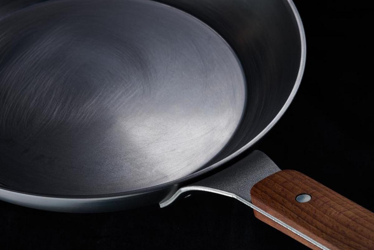 PATELNIA DO SMAŻENIA 528CS - kolor srebrny, Basics, metal (28cm) - WOLL