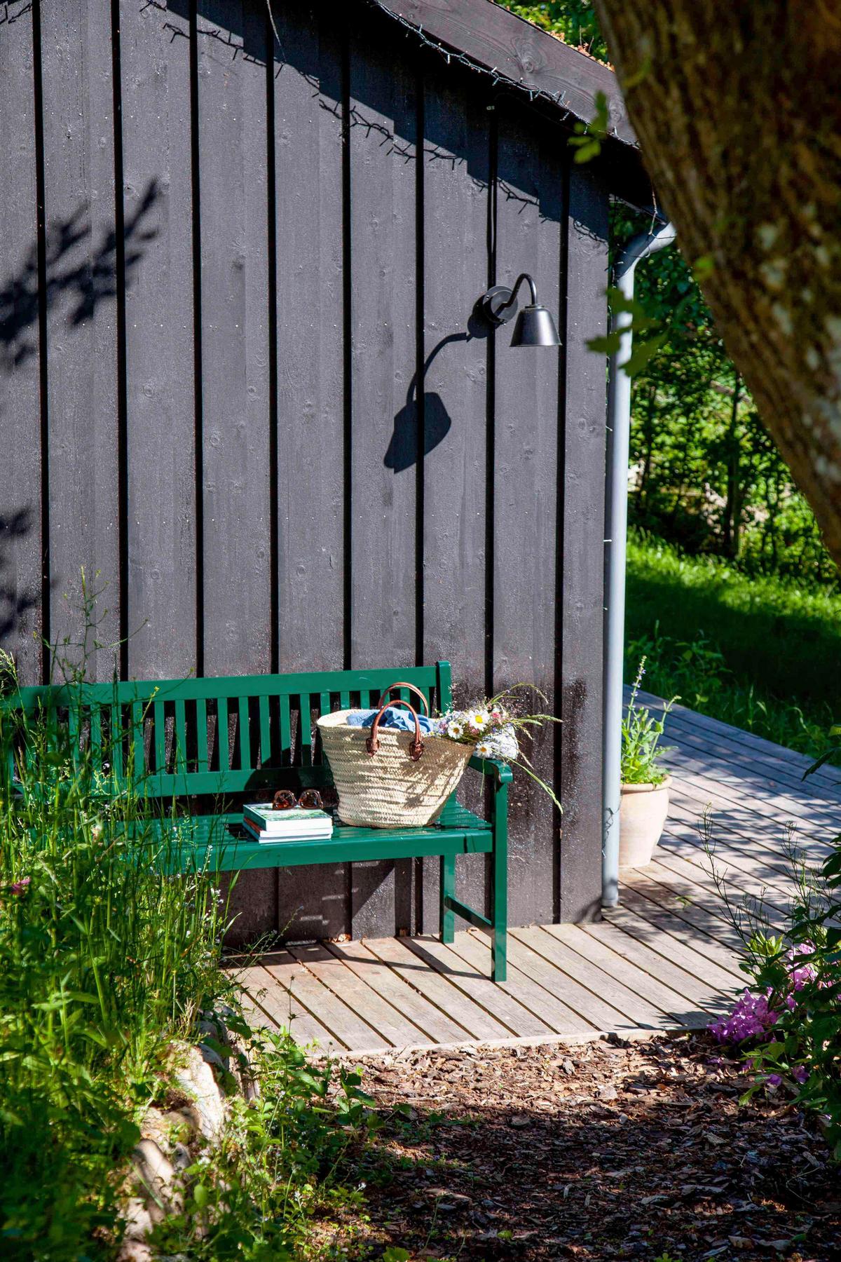 Gartenbank Brighton Gartenbank - Dunkelgrün/Grün, Natur, Holz (150/89/59cm) - Gardenson