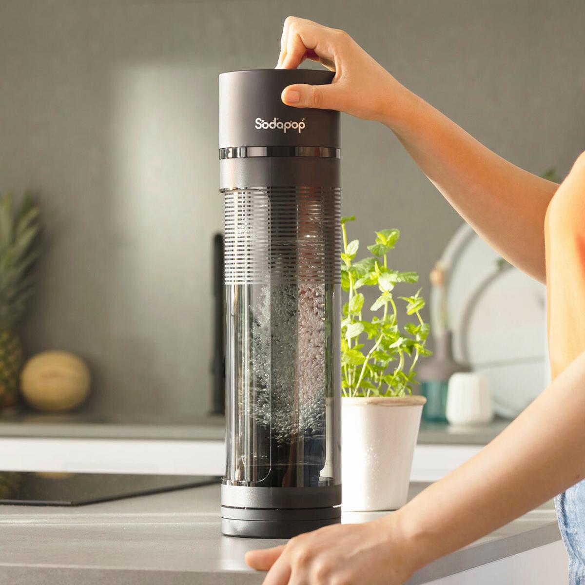 SATURATOR 10031188 LOGAN BLACK - czarny wysoki połysk, Basics, tworzywo sztuczne/szkło (11.2/42.6/18.8cm) - Sodapop