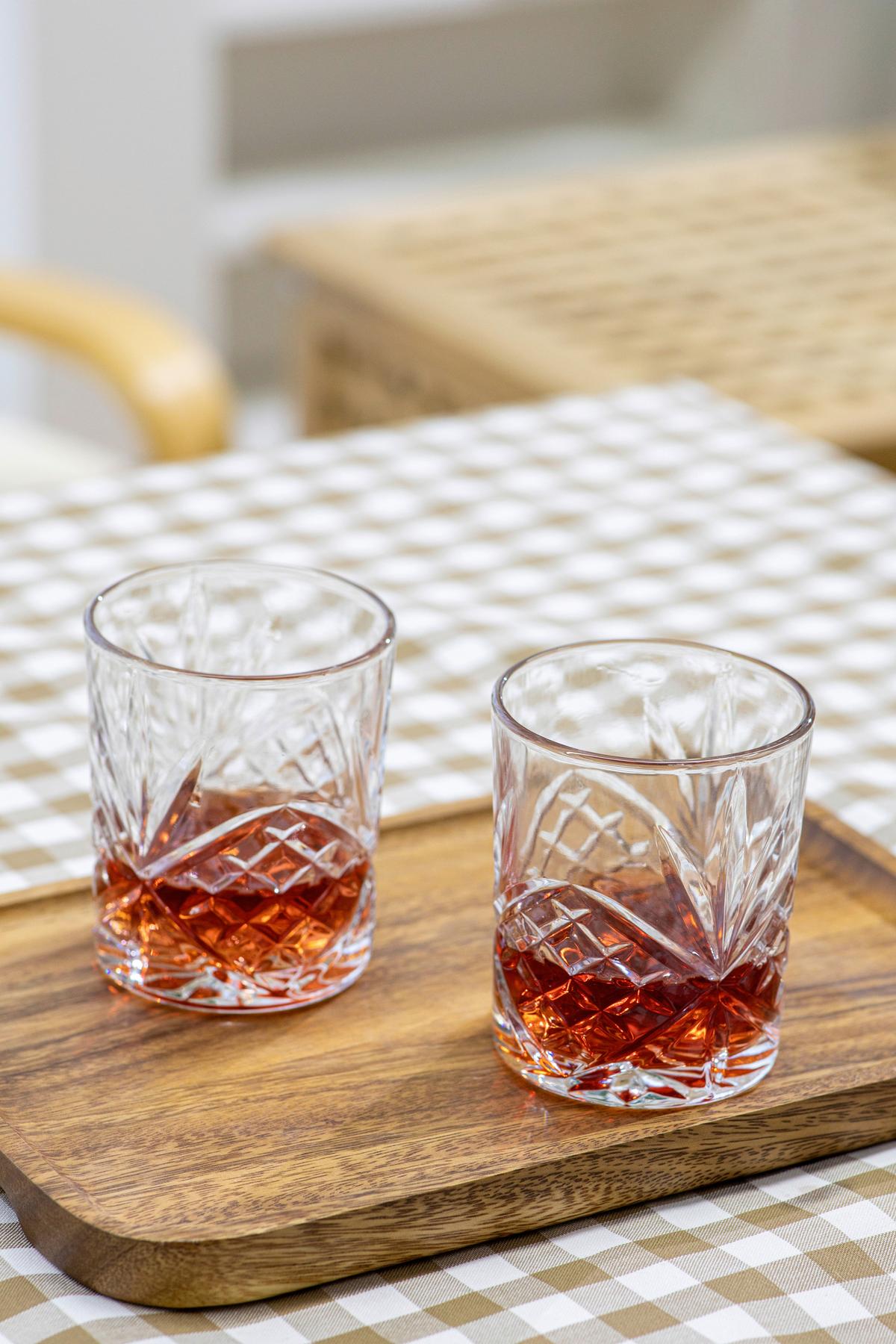 Set Kozarcev Whiskey, 4 Kos - prosojno, Basics, steklo (8.2/9.8cm) - Echtwerk