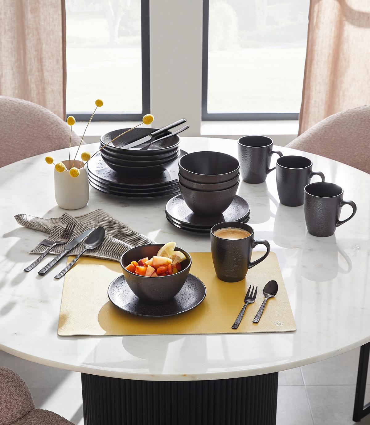 SERWIS OBIADOWO-ŚNIADANIOWY KITWE - czarny, Design, ceramika - Ritzenhoff Breker