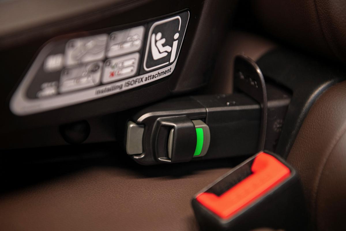 BAZA ISOFIX BASE CURV - czarny, Basics, tworzywo sztuczne - Nuna