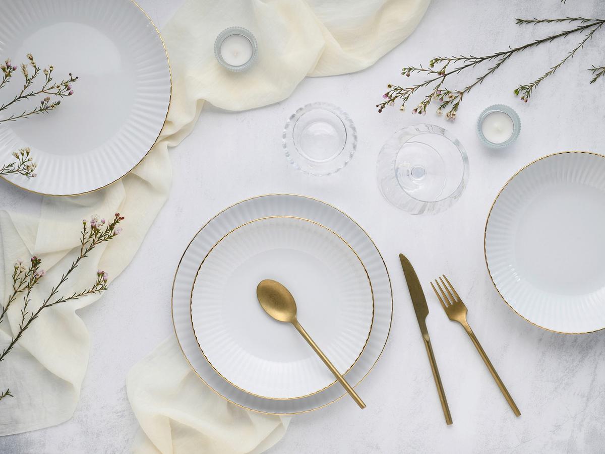 Jedilni Servis Allegra Goldband, 12-Delni - zlate barve/bela, Basics, keramika - Creatable