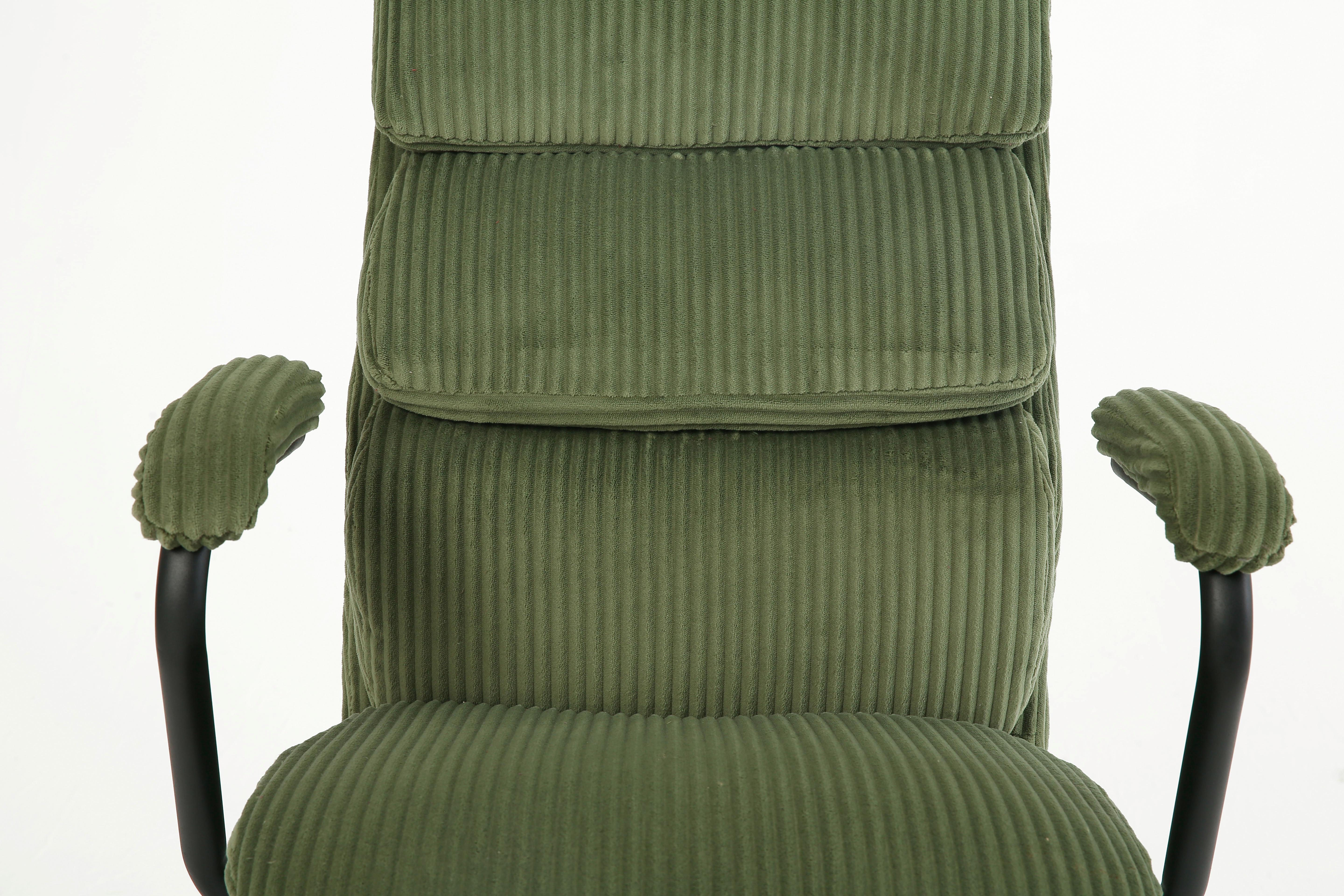 SNURRSTOL MANHATTAN 2 - grön/svart, Modern, metall/trä (58/102-112/64,5cm) - Mömax