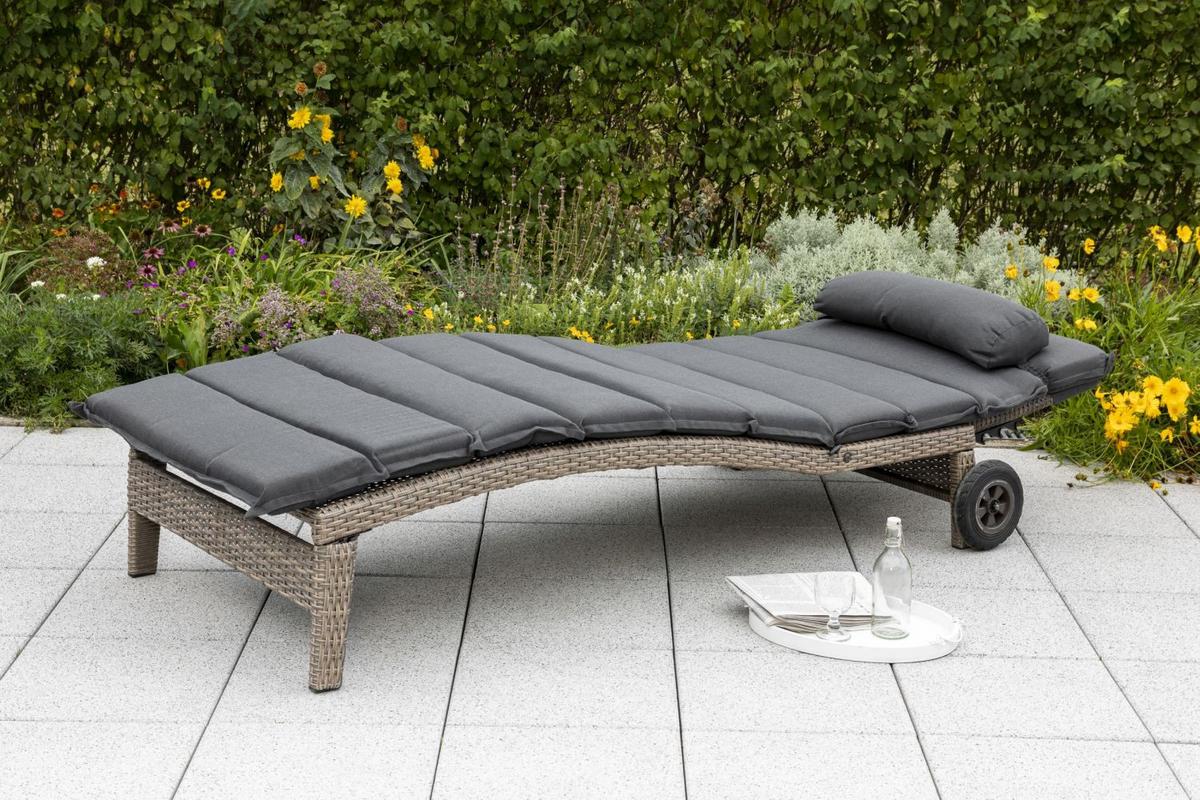 Gartenliege Andalusia Metall/Kunststoff mit Auflage online kaufen mömax