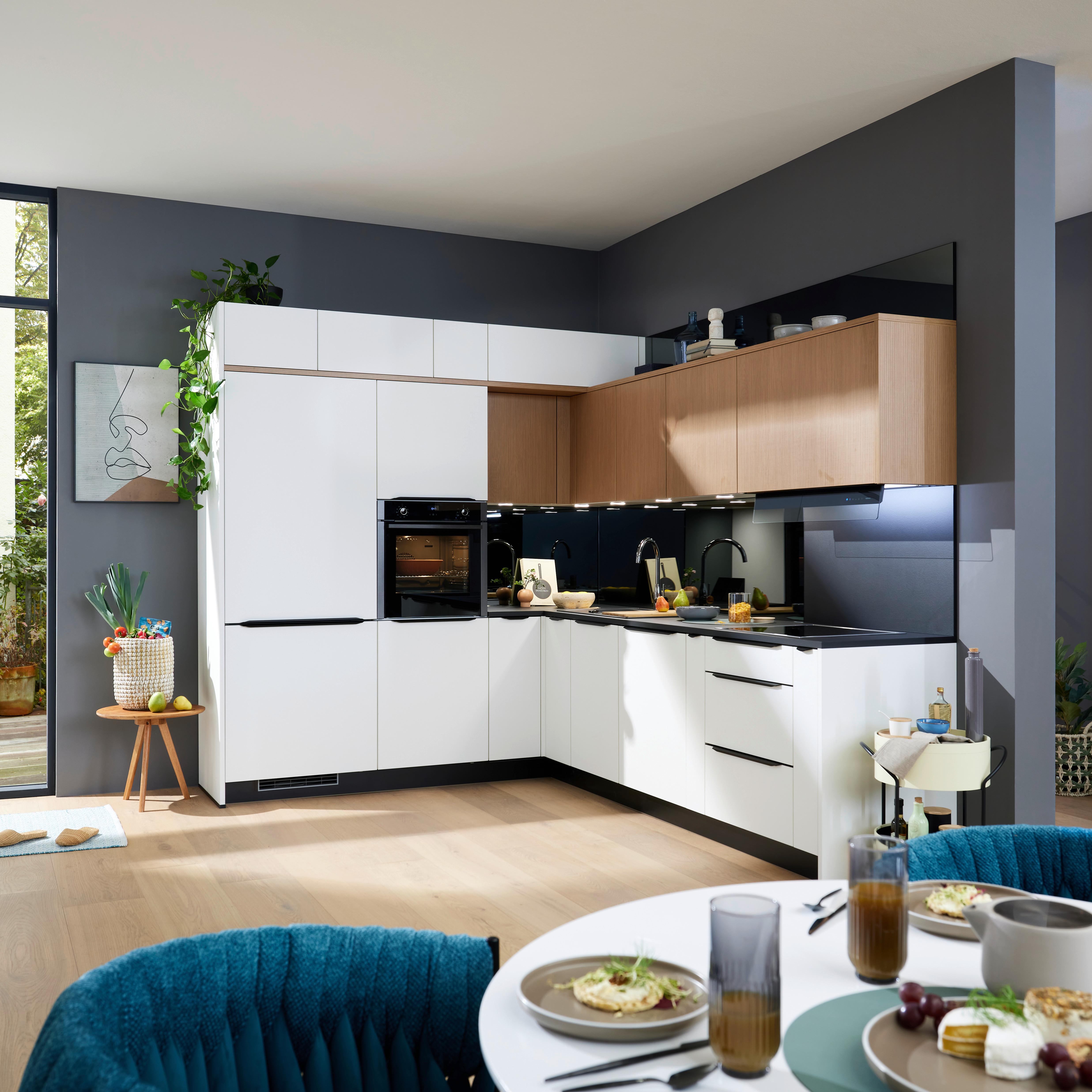 Eckküche PLUS/ARTLINE - Creme/Schwarz, Holzwerkstoff/Metall (232,5/292,5cm) - Nolte Küchen