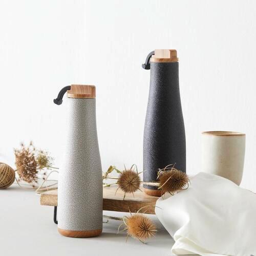 Hőszigetelt Palack Szürke Moon - bézs/ezüst, Lifestyle, műanyag/fém (550ml) - Premium Living