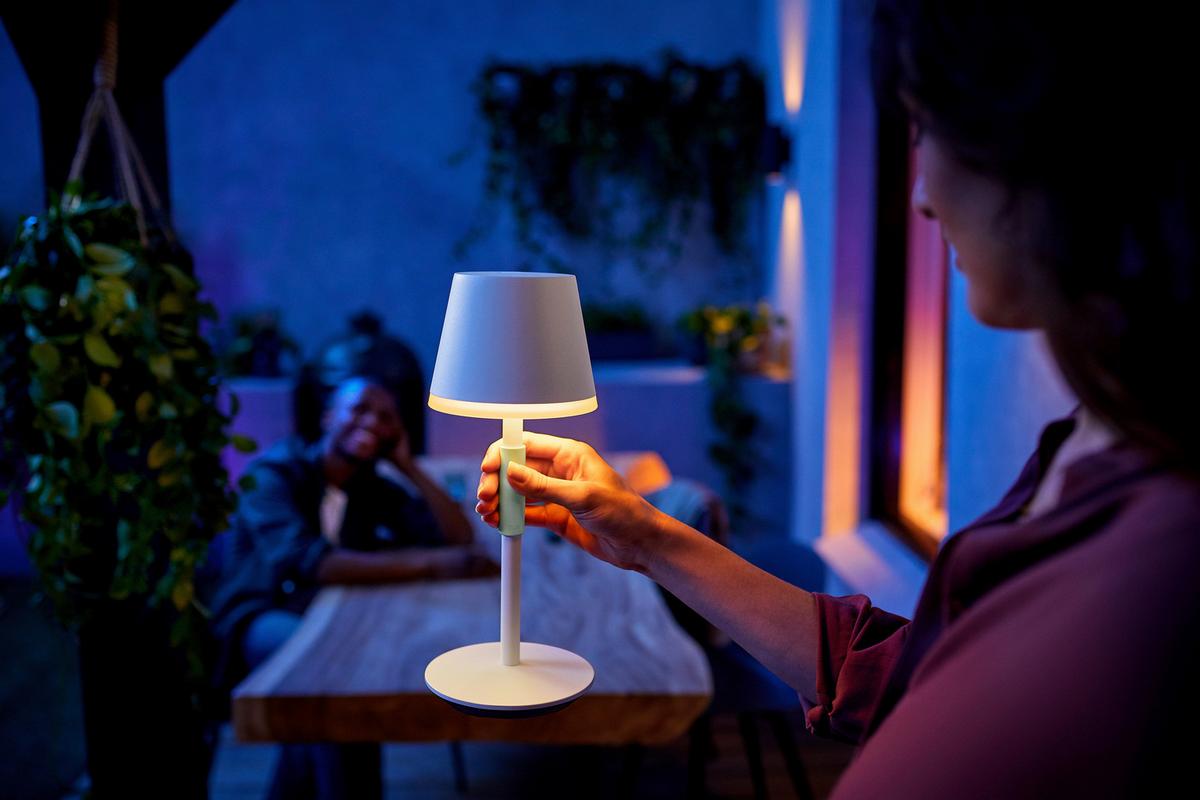 LAMPA STOŁOWA Z AKUMULATOREM 40457100 HUE PHILIPS - biały, Design, metal (14,2/35cm) - Philips HUE