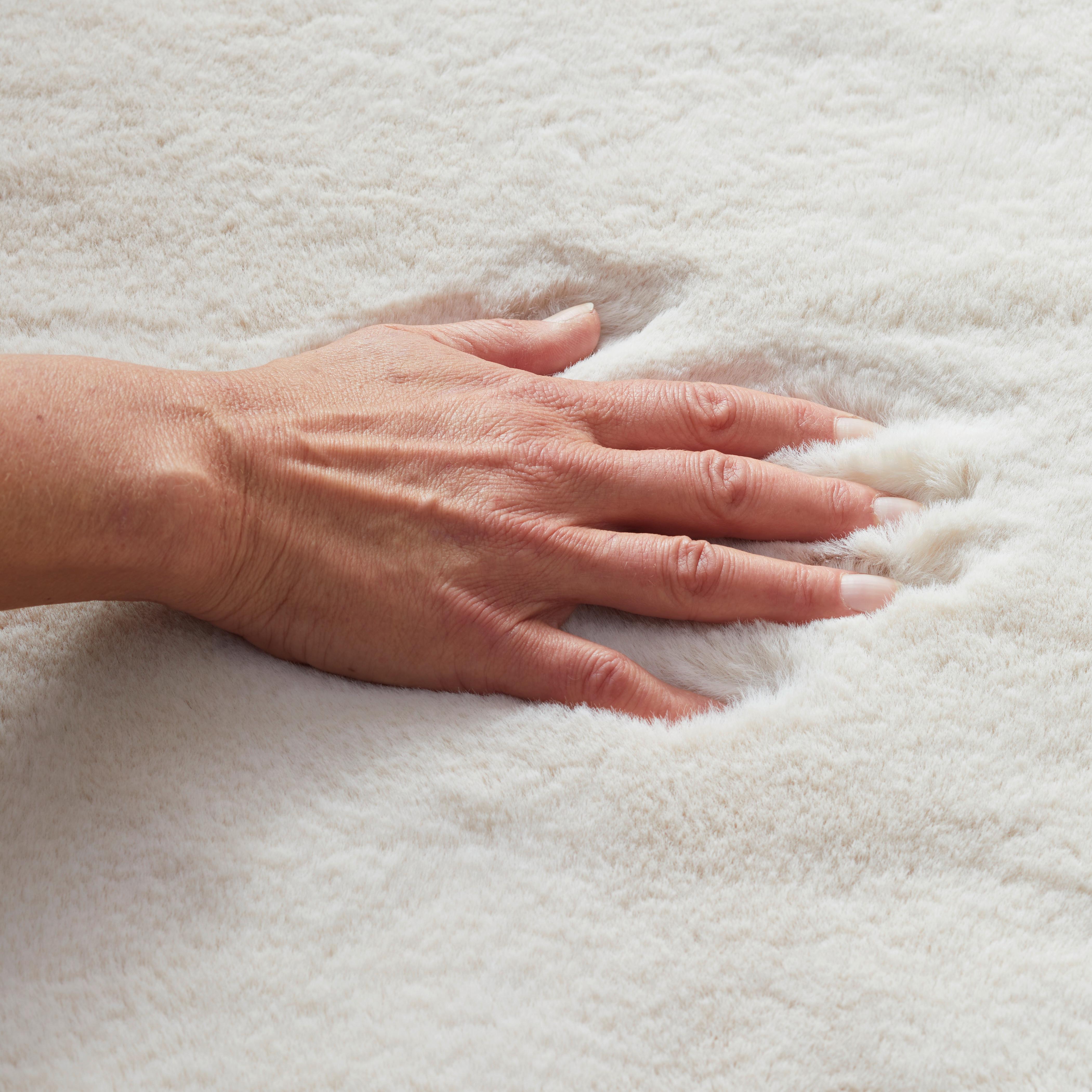 VÄVD MATTA FUZZY 2 - cremefärgad, Modern, textil (120/170cm) - Mömax