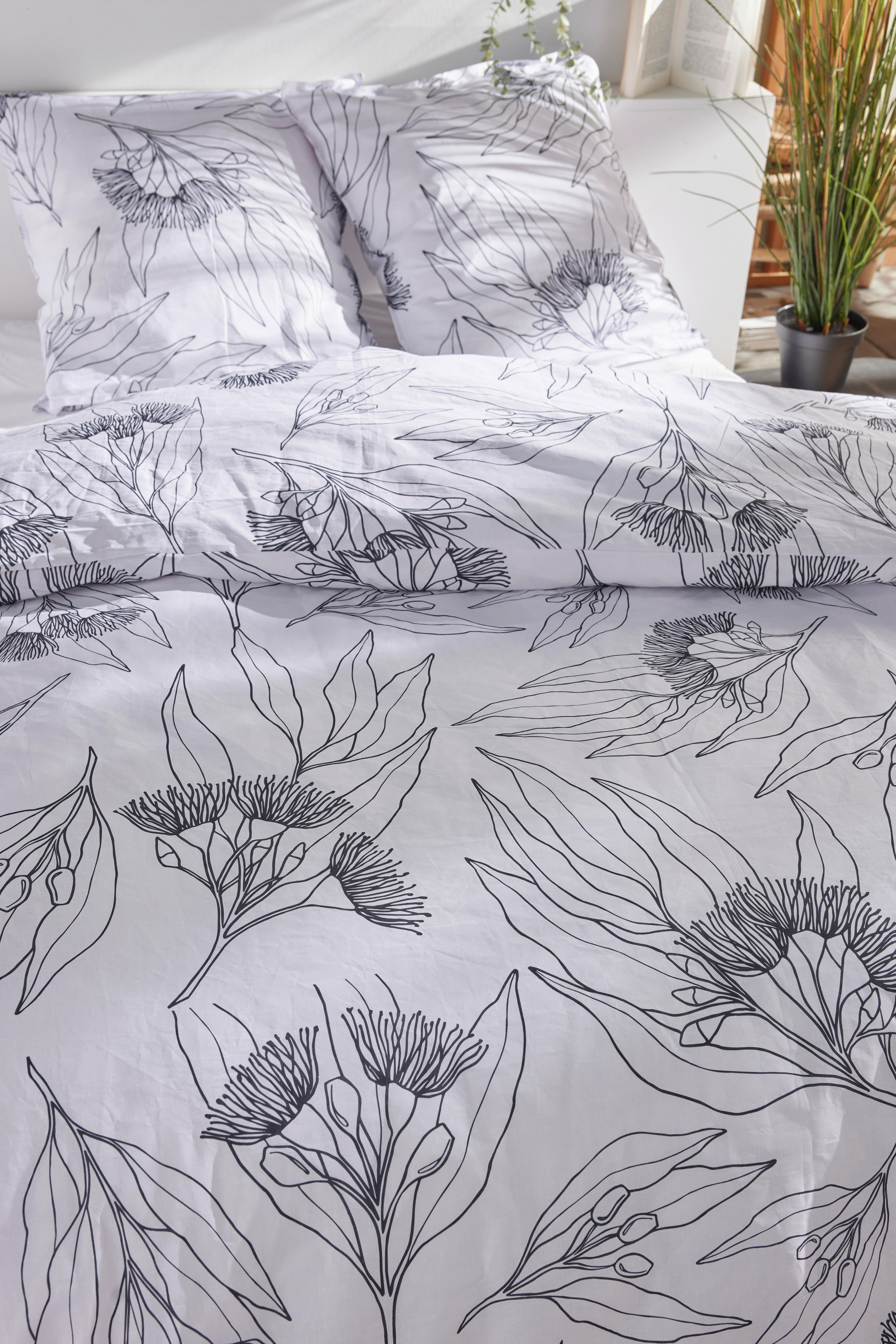 Lenjerie de pat Flora Art cca. 200x220/2X50x70 cm - lila, Modern, textil (200/220cm)