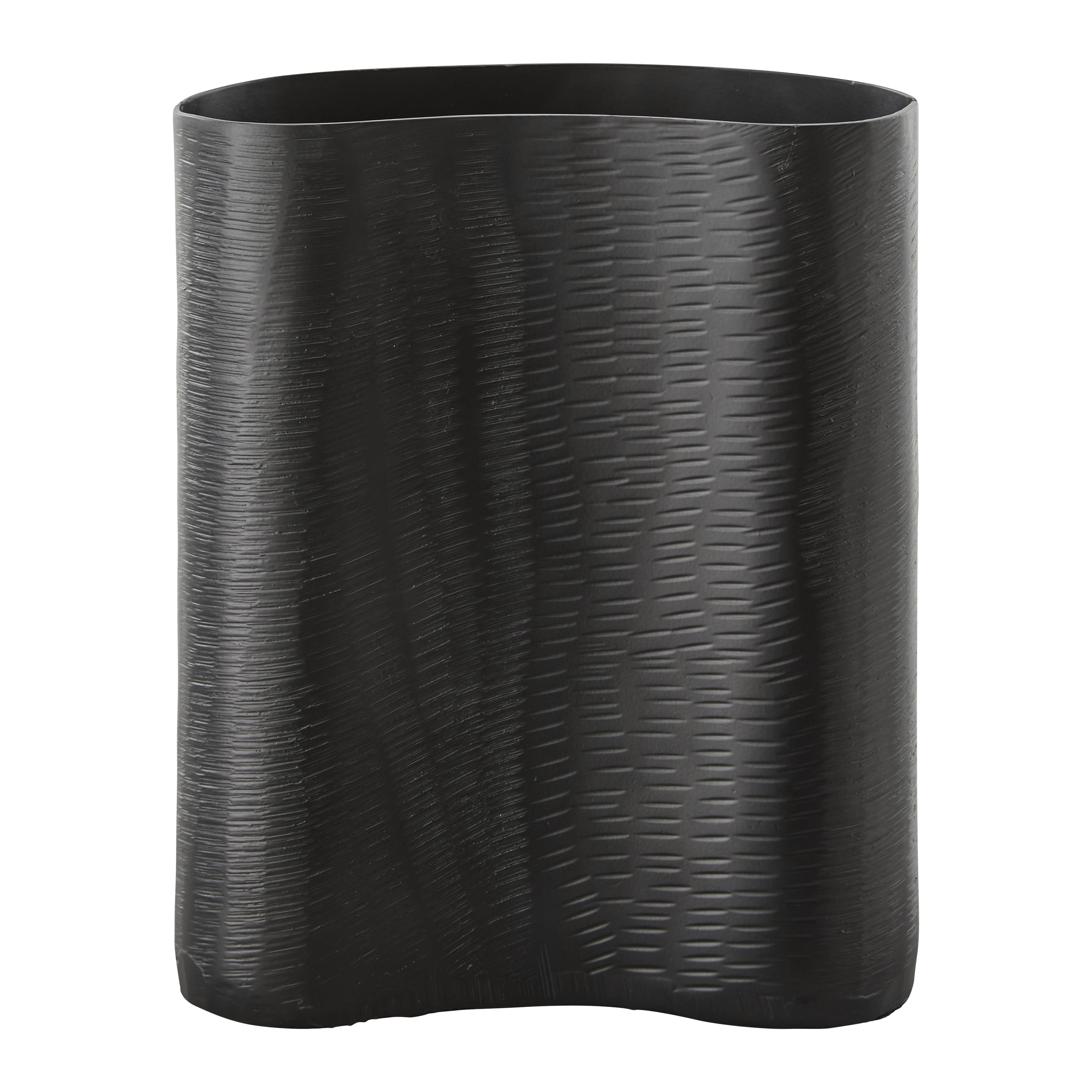 Vase Resvik in Schwarz - Schwarz, MODERN, Metall (18/8/22cm)