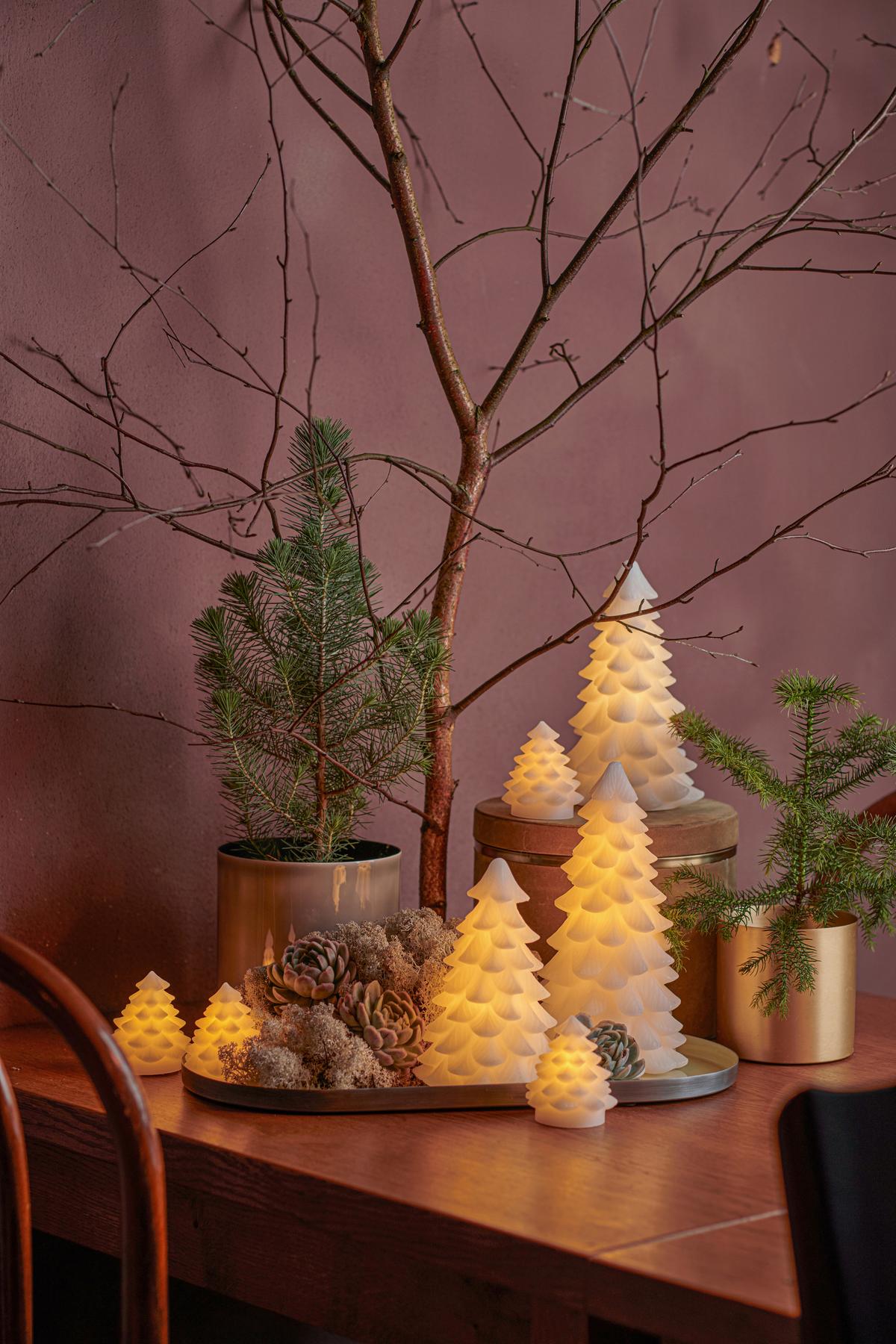 ŚWIECA LED 13201 CARLA TANNENBAUM - biały, Konventionell, materiały naturalne (11/19cm)