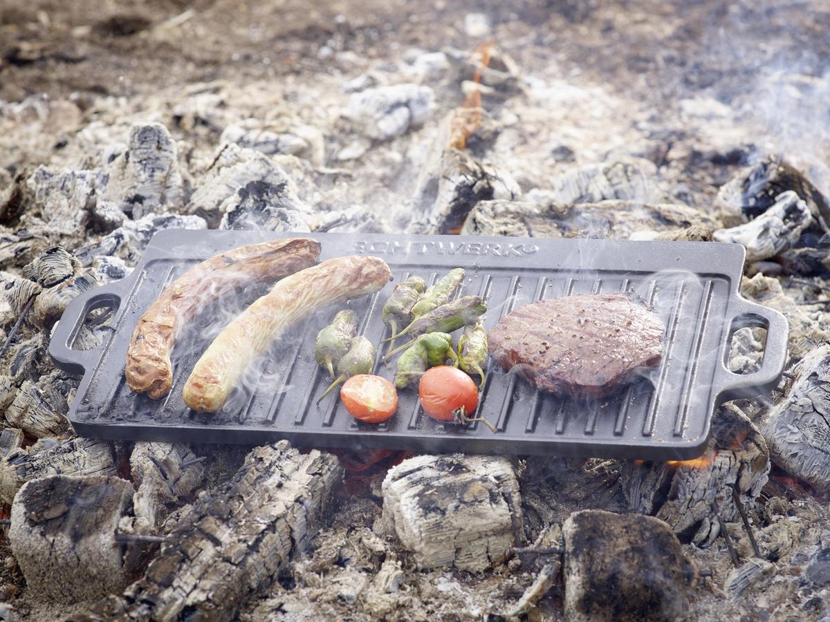 Grillzubehör Echtwerk Grillplatte-Gusseisen Schwarz - Schwarz, Trend, Metall (50,5 /23/1,5cm) - Echtwerk