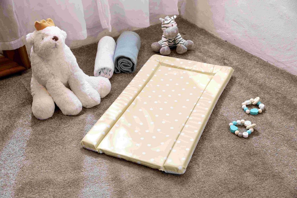 Pelenkázó Alátét White Polka Dots - (38/3/70cm)
