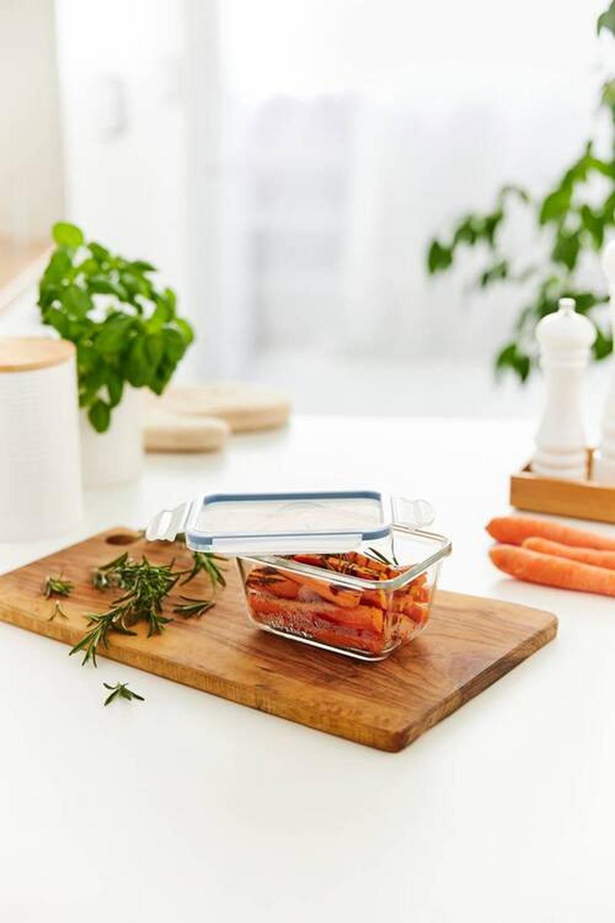 POJEMNIK NA ŻYWNOŚĆ 1051206161 - niebieski/przezroczysty, Basics, tworzywo sztuczne/szkło (16/12/22,8cm) - Rotho