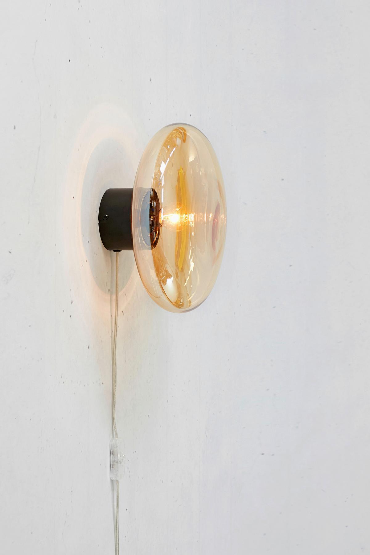 Deckenleuchte Locus Ceiling Bernsteinfarben max. 40 Watt - Bernsteinfarben, Basics, Glas/Metall (28,5/28,5/17cm) - Markslöjd