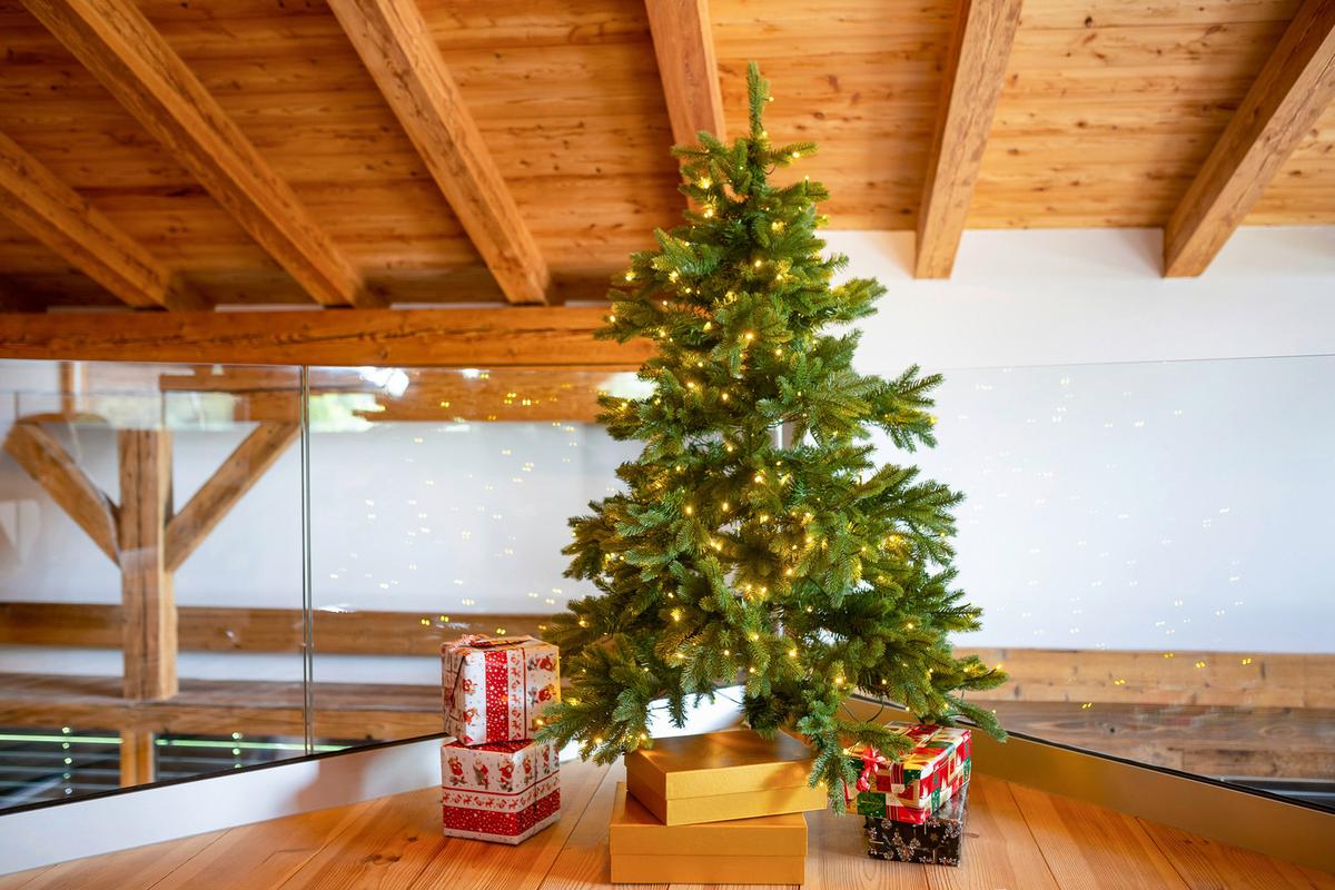 Weihnachtsbaum Roswell Grün H: ca. 150cm - Grün, Basics, Kunststoff (101/150/101cm)