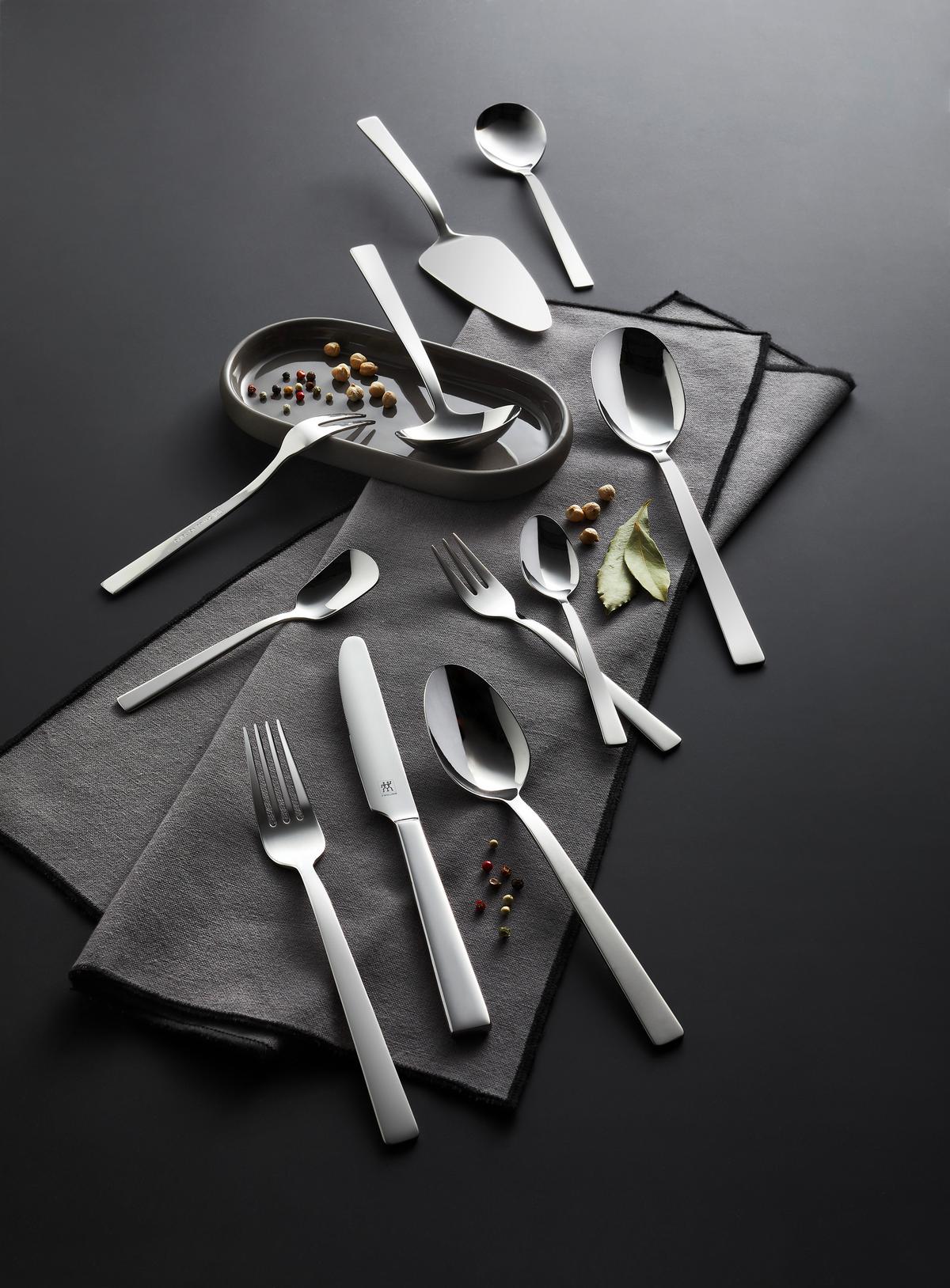 ZESTAW SZTUĆCÓW 1026439 ZWILLING - kolor stalowy, Konventionell, metal - Zwilling