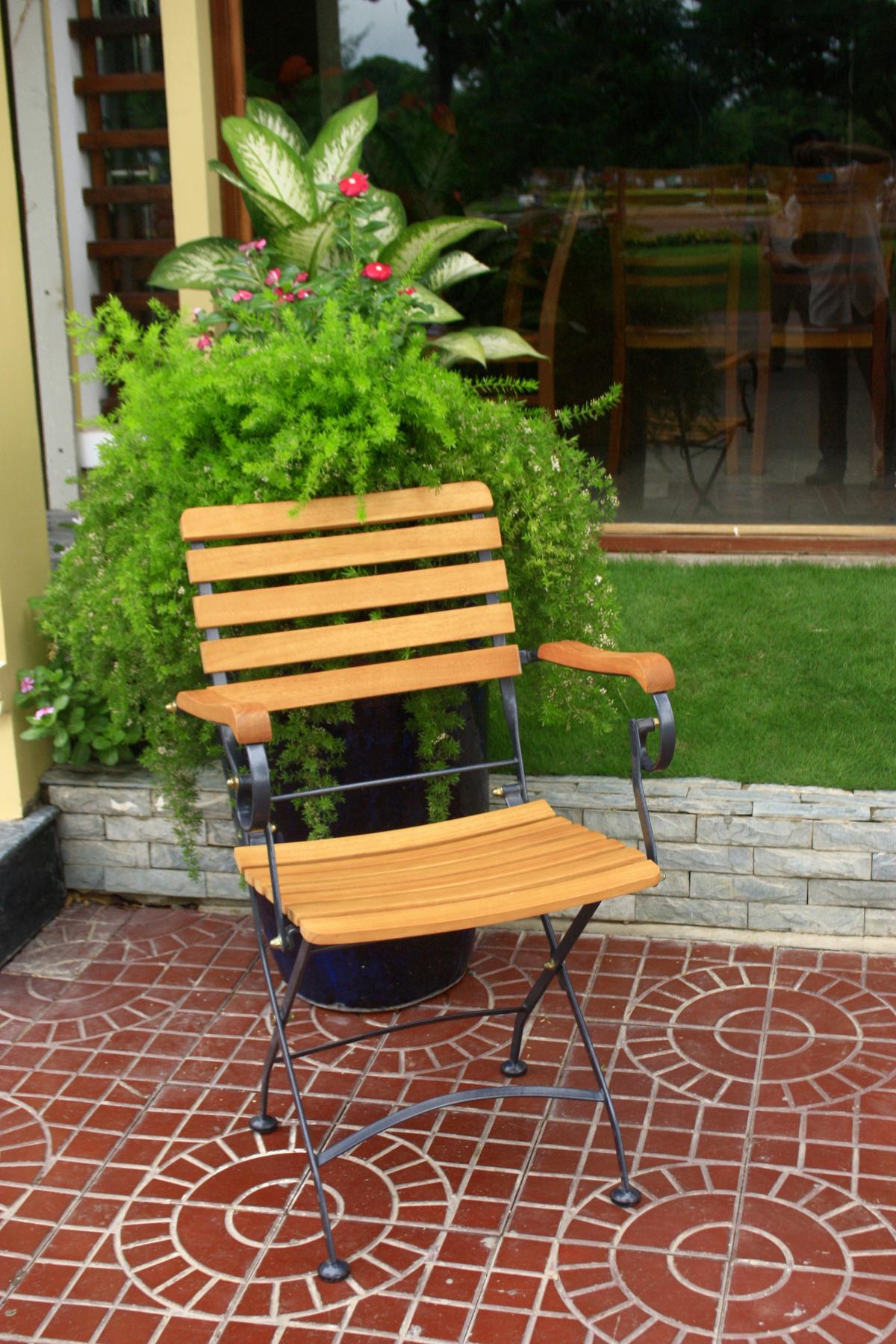 Gartenmöbel-Set Wien 5-tlg. klappbar Holz - Eukalyptusholzfarben/Schwarz, Basics, Holz/Metall (56/89/58cm) - Gardenson