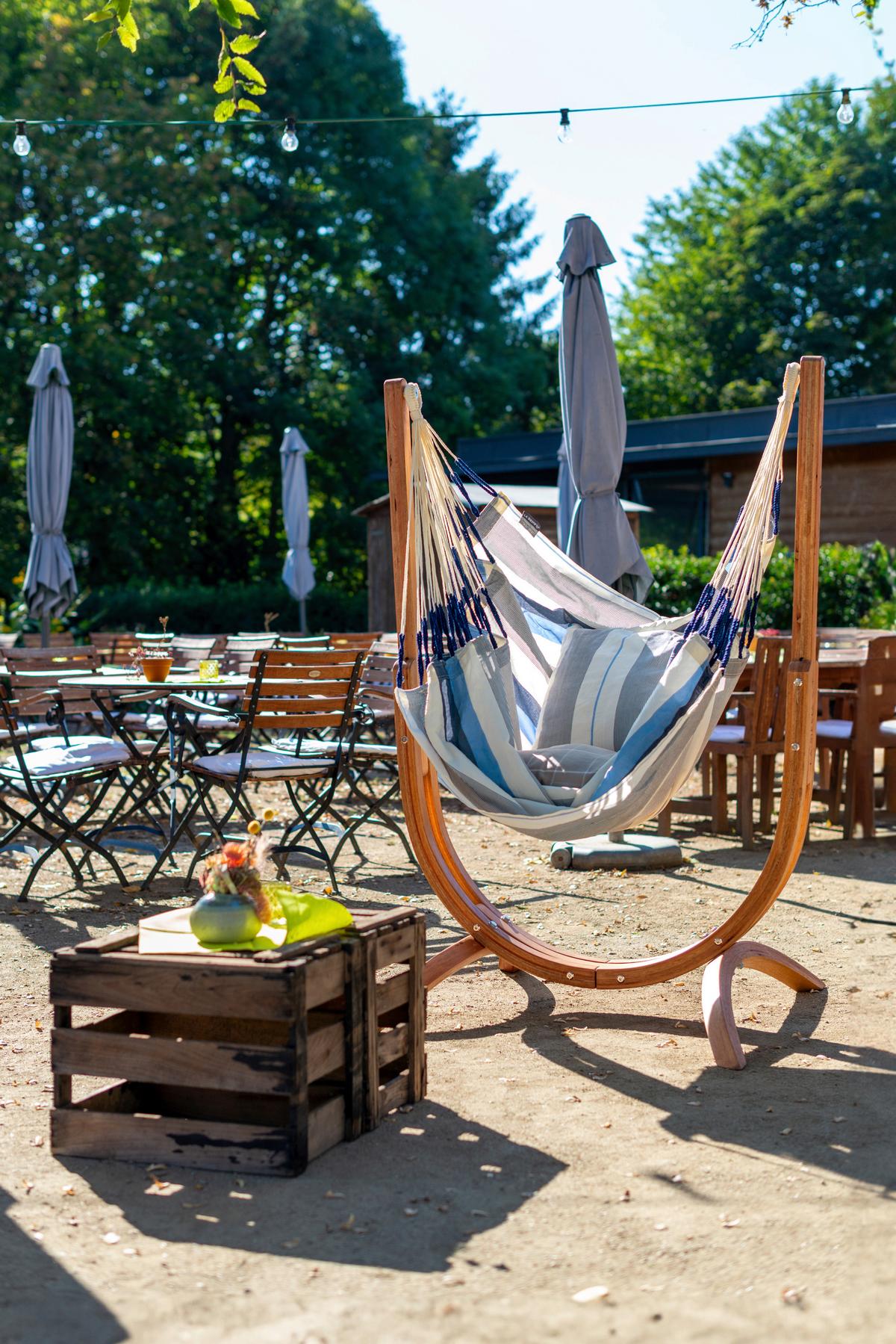 Hängematte Hammock Echtholz Blau/Weiß - Blau/Eukalyptusholzfarben, KONVENTIONELL, Holz/Textil (100/152/92cm) - La Siesta