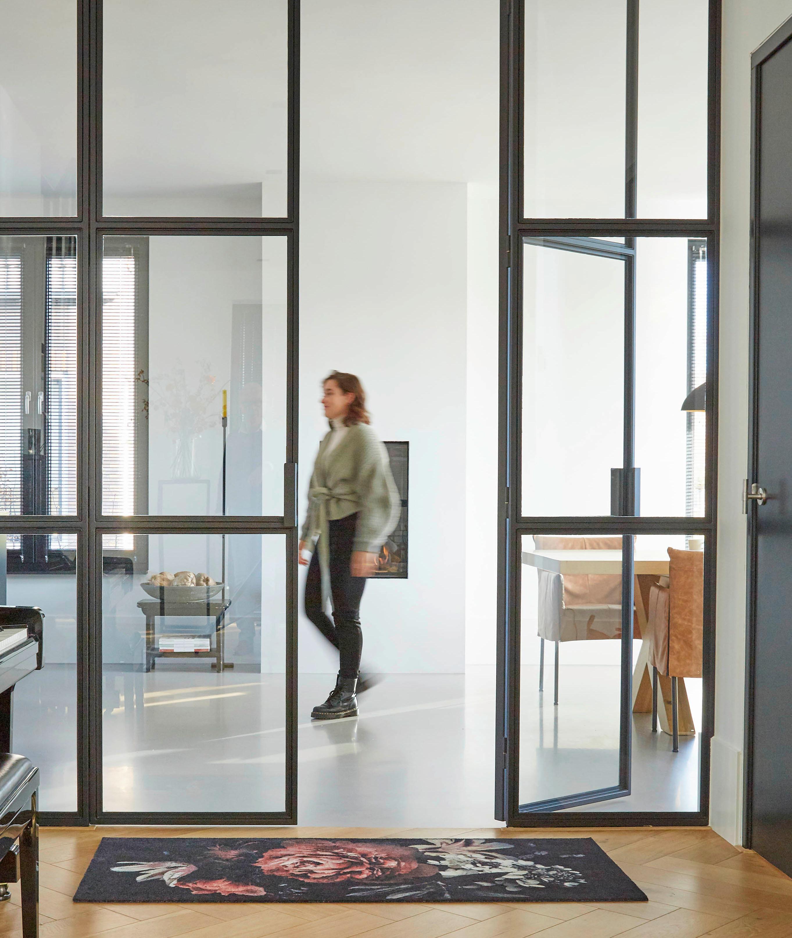 Tekač Bella Rosa - antracit, Moderno, umetna masa (67/150cm) - Modern Living