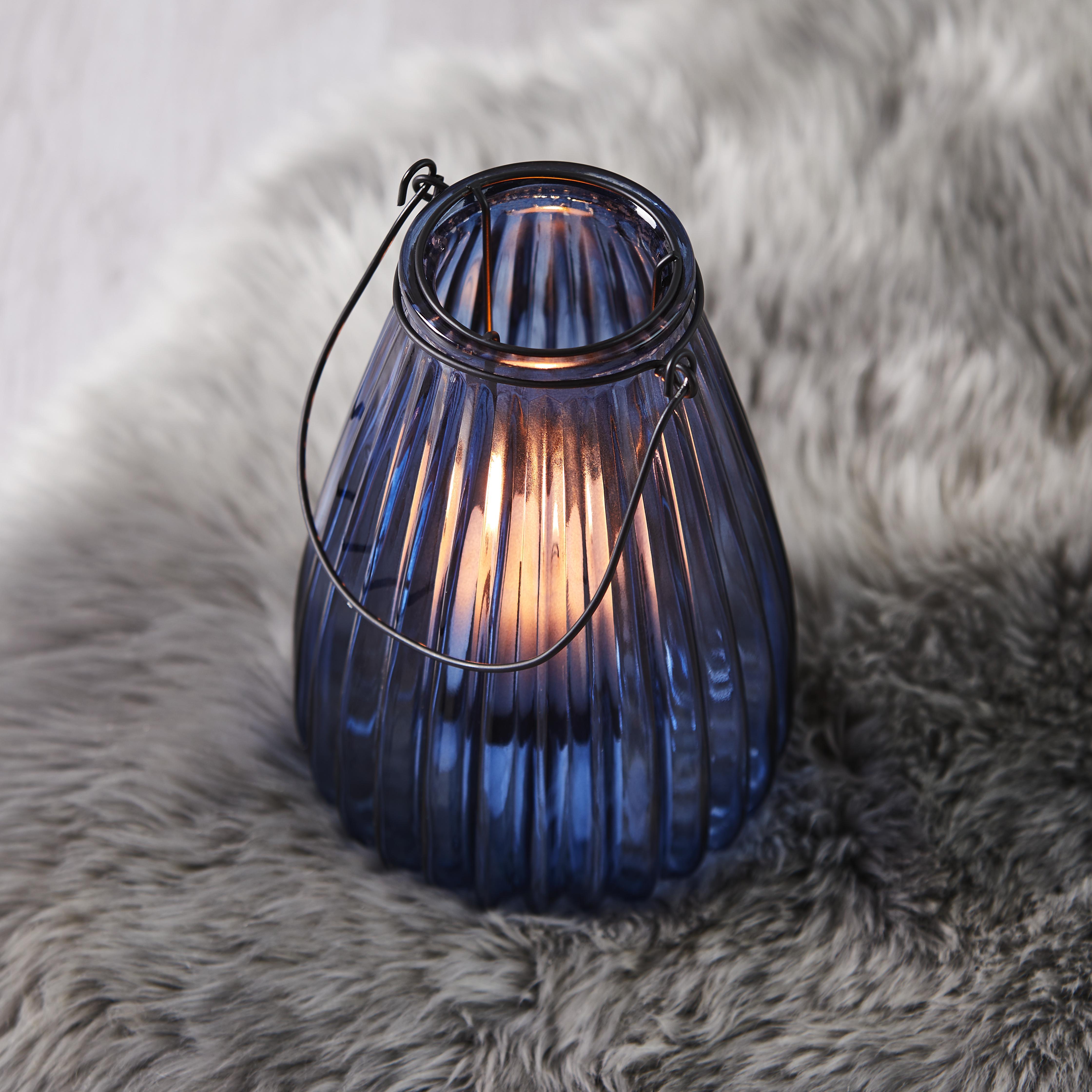 Windlicht in Blau Ø/H:ca.14,5/21,7cm 'Svenjia' - Blau/Schwarz, MODERN, Glas/Metall (14,5/21,7cm) - Bessagi Home