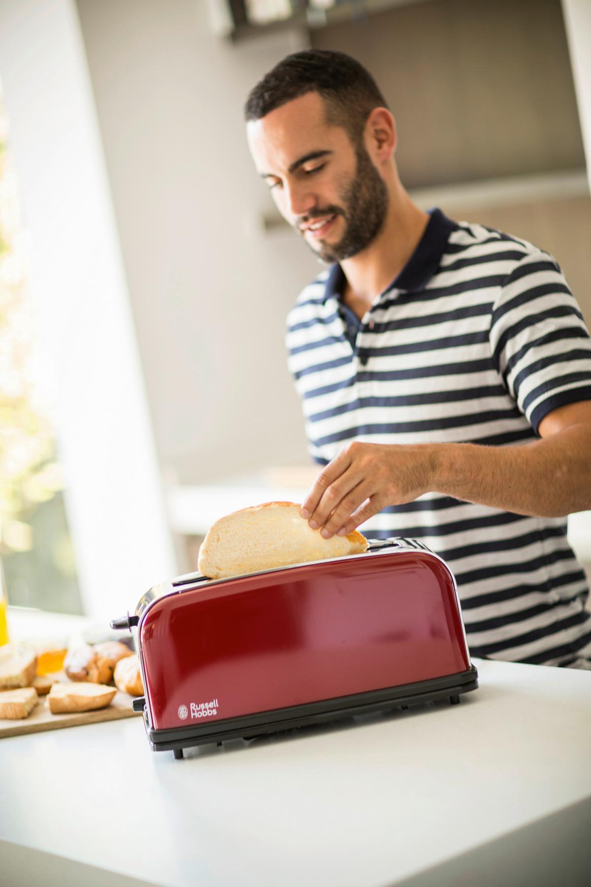 Kenyérpirító Russell Hobbs Colours Plus+ - piros, Modern, műanyag (43,8/18/22,8cm) - Russell Hobbs