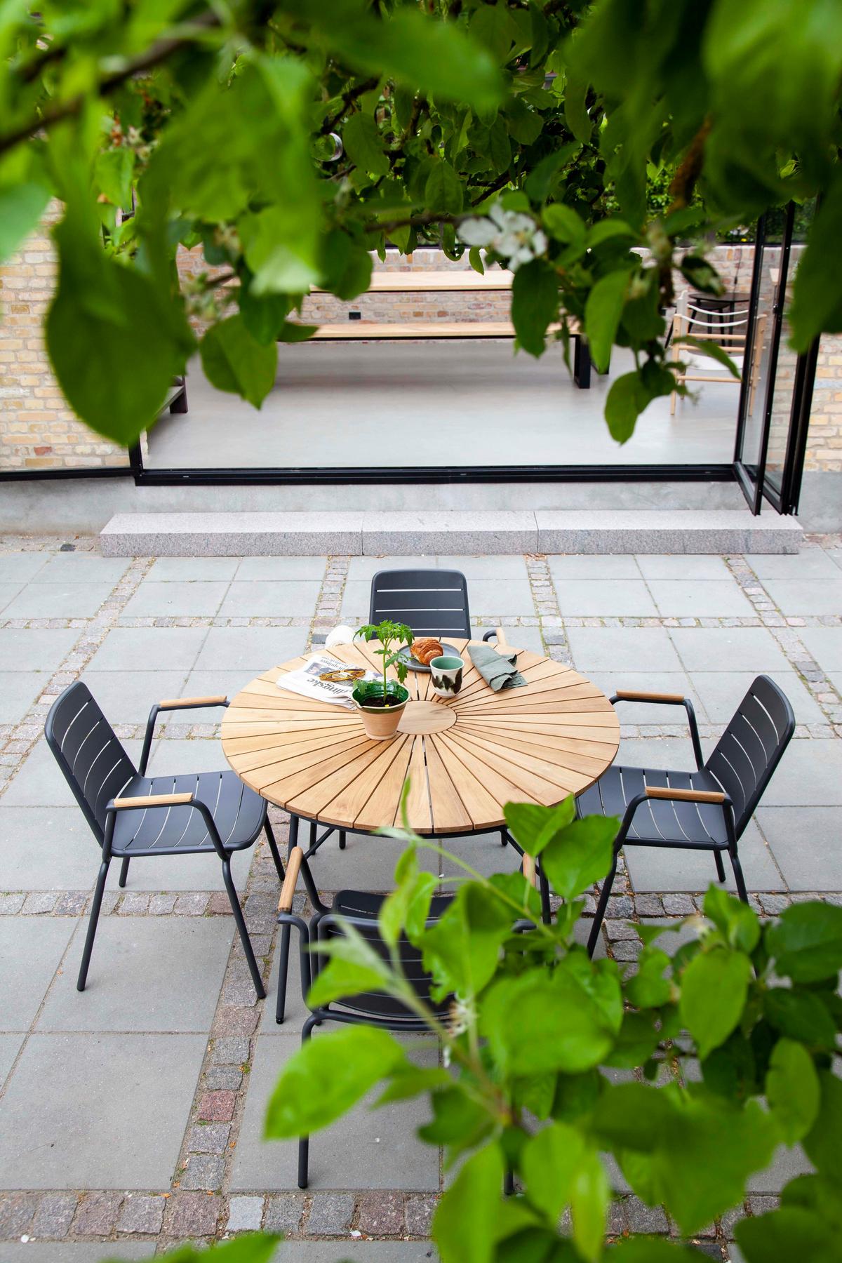 Gartentischgruppe Parc Anthrazit/Teak 5-tlg. - Anthrazit/Teakfarben, Natur, Holz/Metall (160/160/78cm) - Gardenson