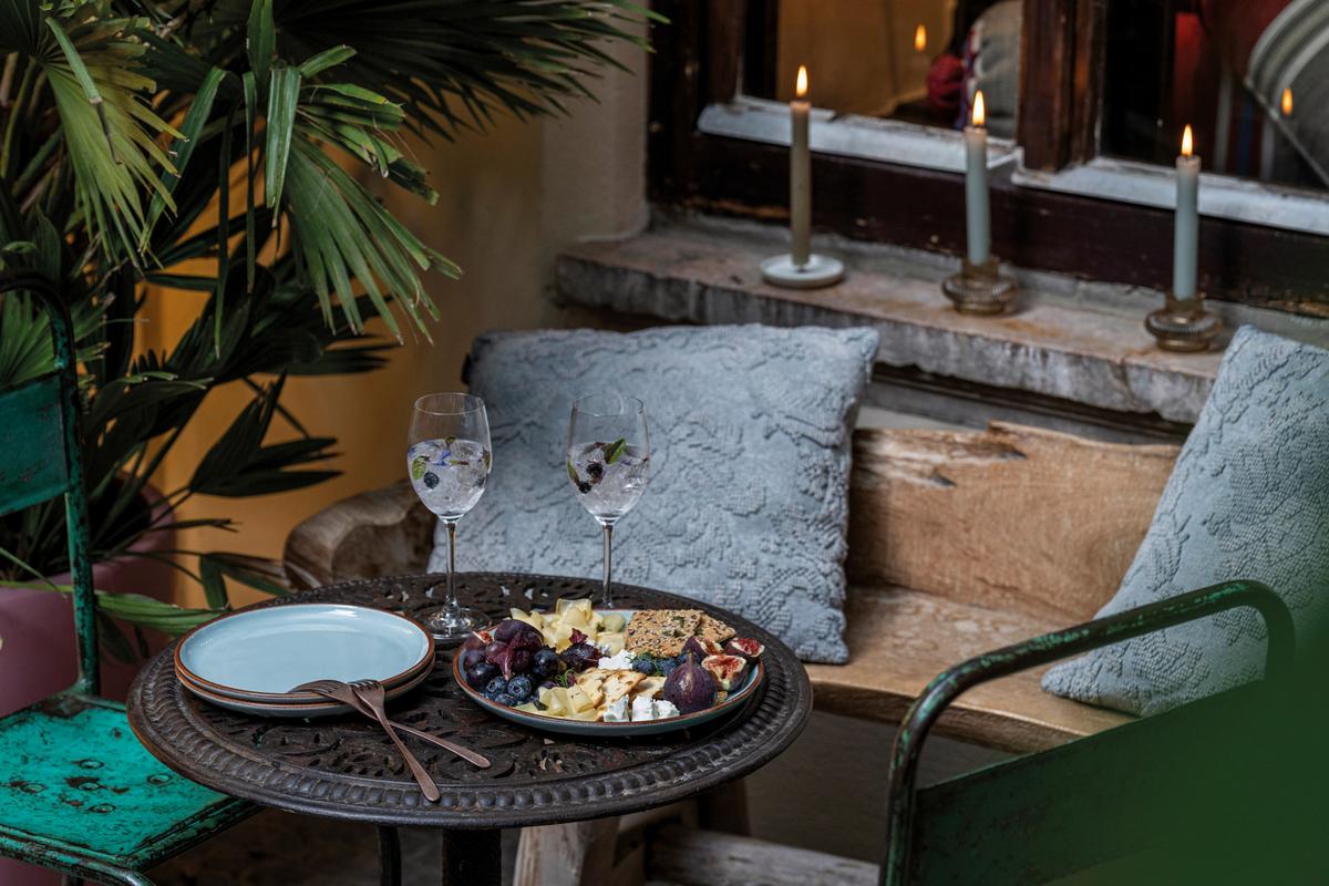 SERWIS OBIADOWO-ŚNIADANIOWY CASUAL MINT ROSENTHAL - miętowoszary, Basics, ceramika - Rosenthal