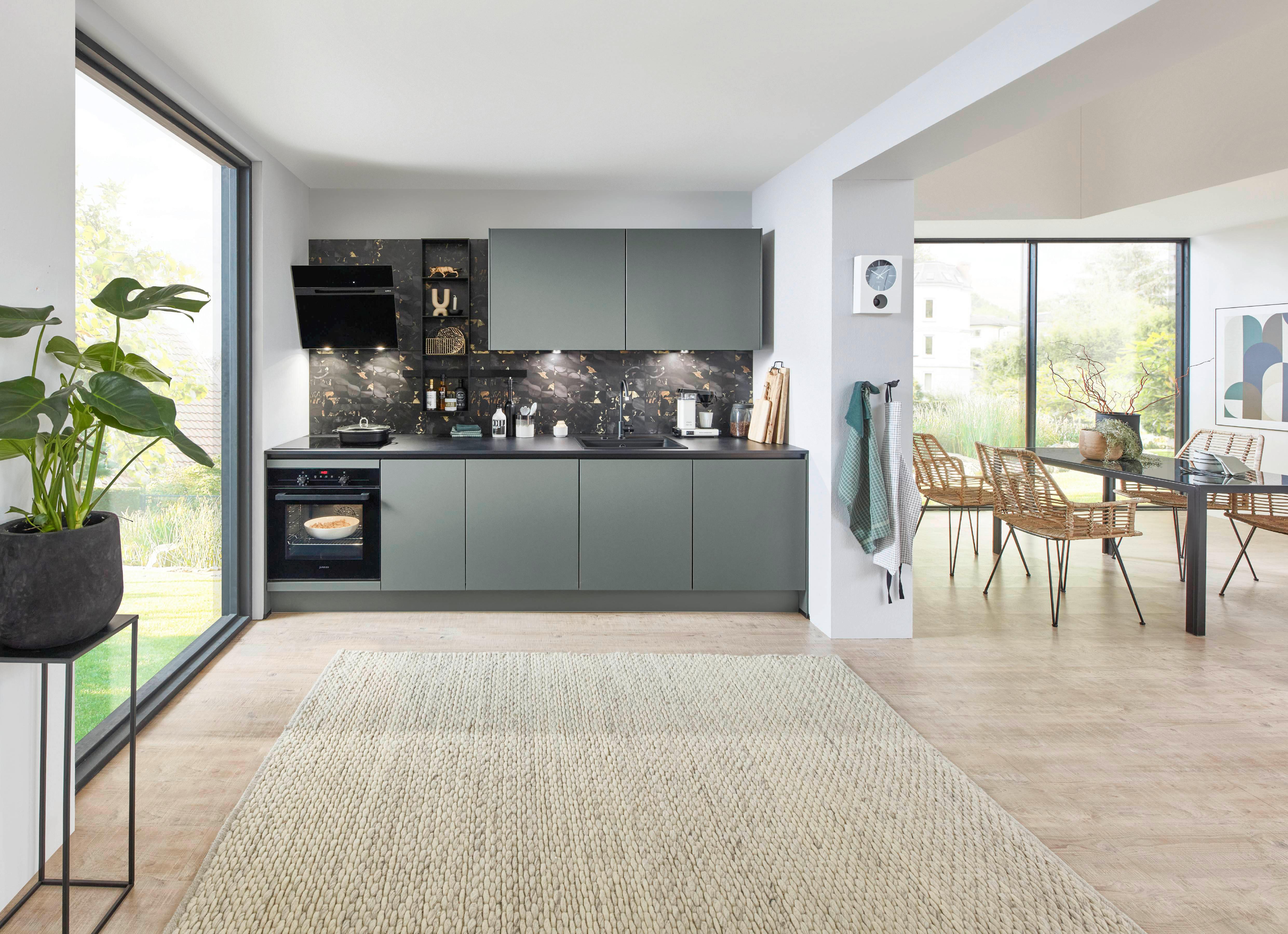 Bucătărie la comandă Easytouch - Basics, material pe bază de lemn (290cm) - Nobilia