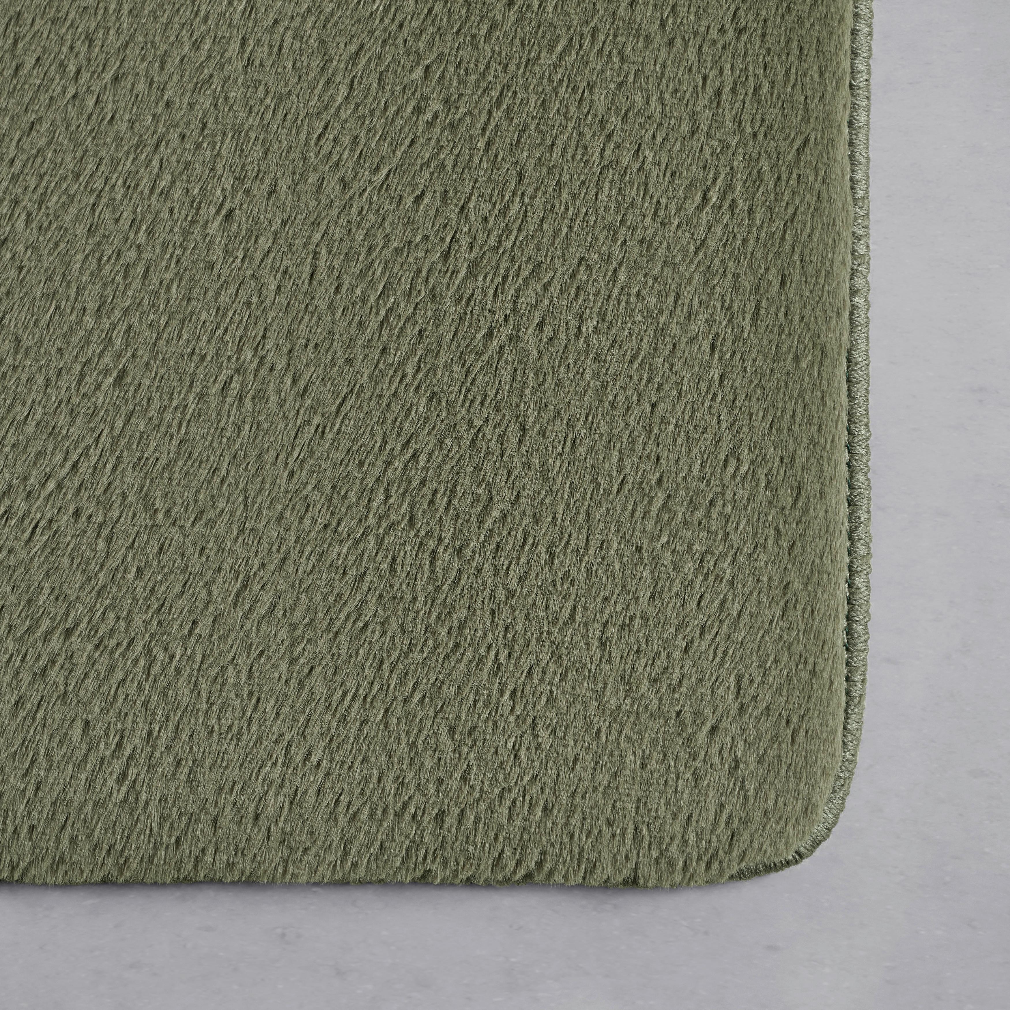KONSTFÄLL PÄLSA -BASED- - grön, Klassisk, textil (160/230cm) - Mömax