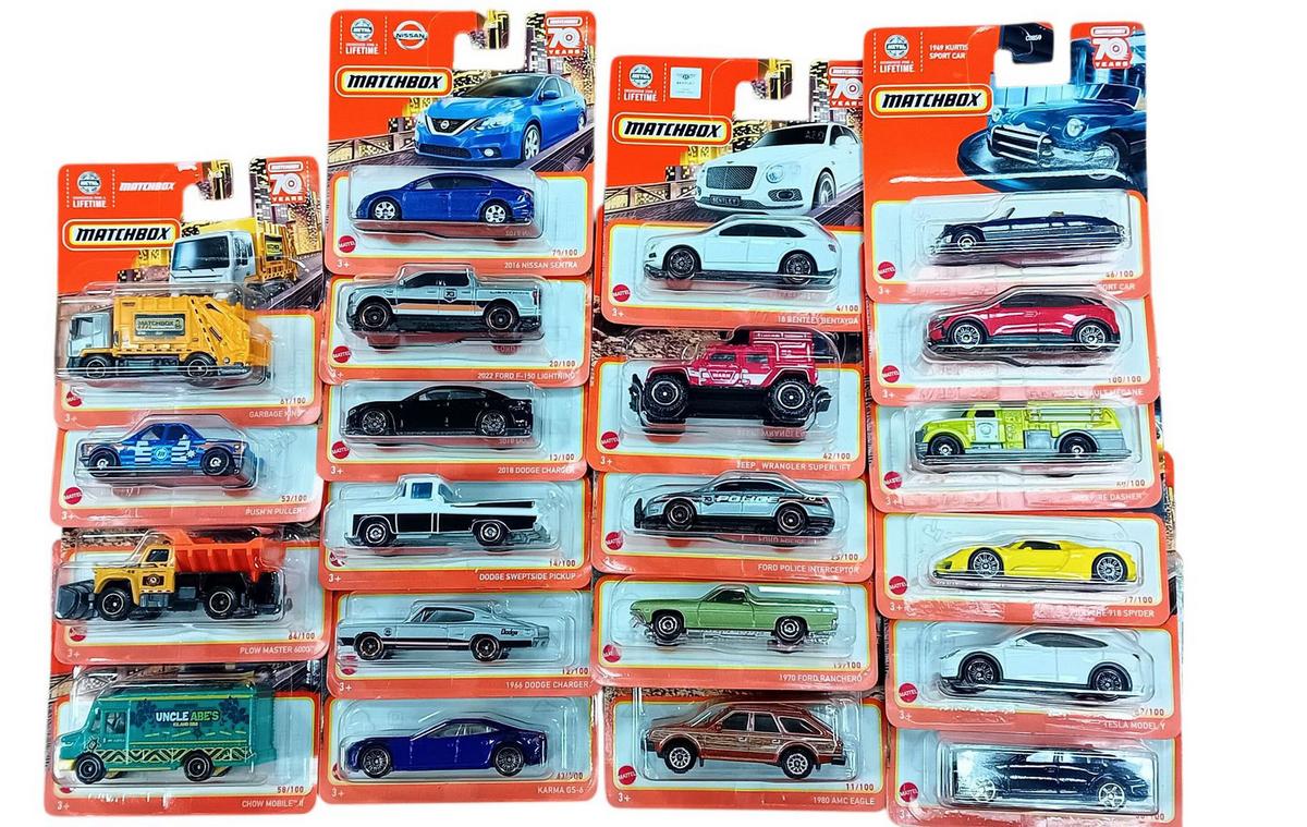 Játékautó Cars - Basics, fém