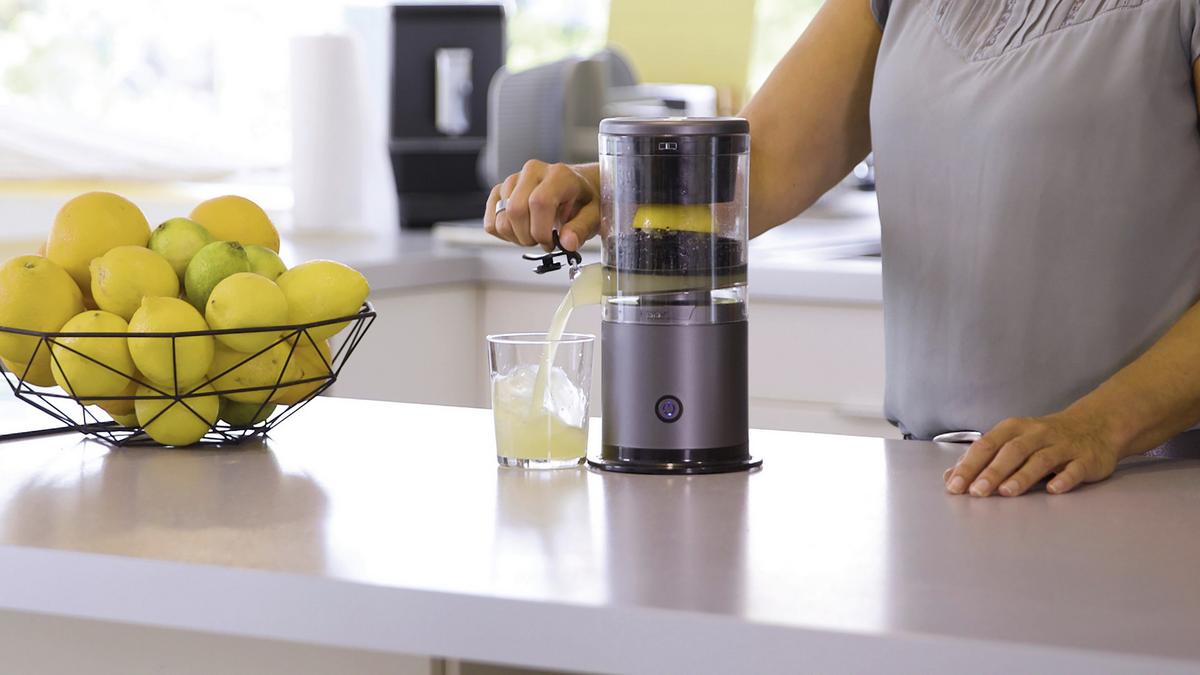 Gyümölcscentrifuga Livington Juice Boost - (12,8/25,5/15,3cm)